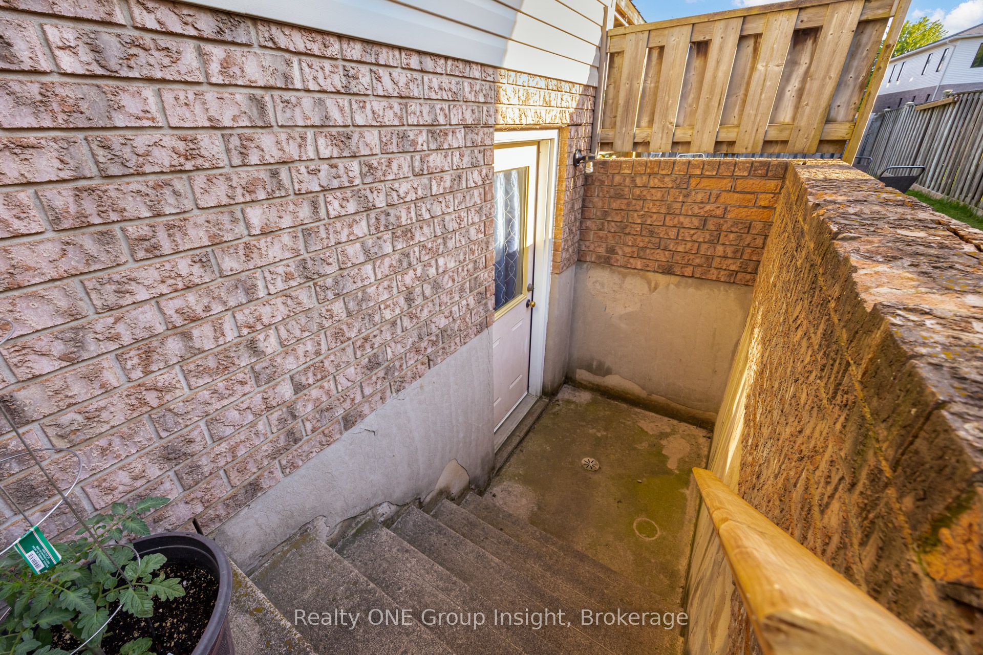 7880 Ascot Circle Property Photo 43
