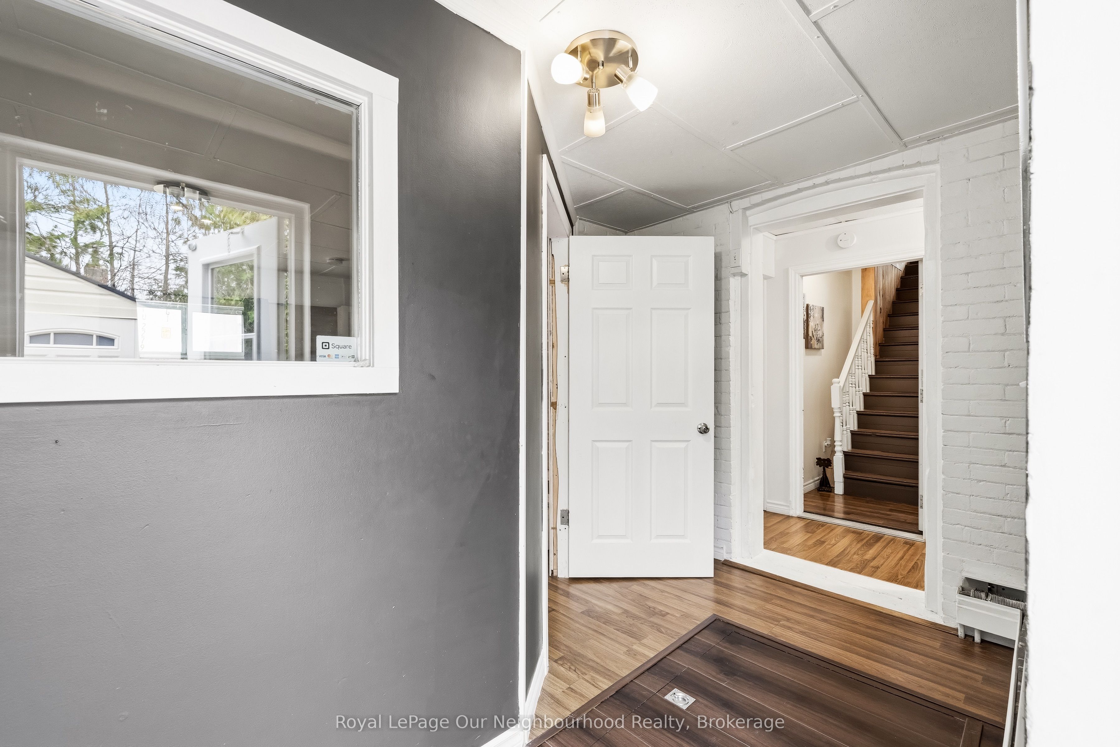 162 Dundas Street E Property Photo 21