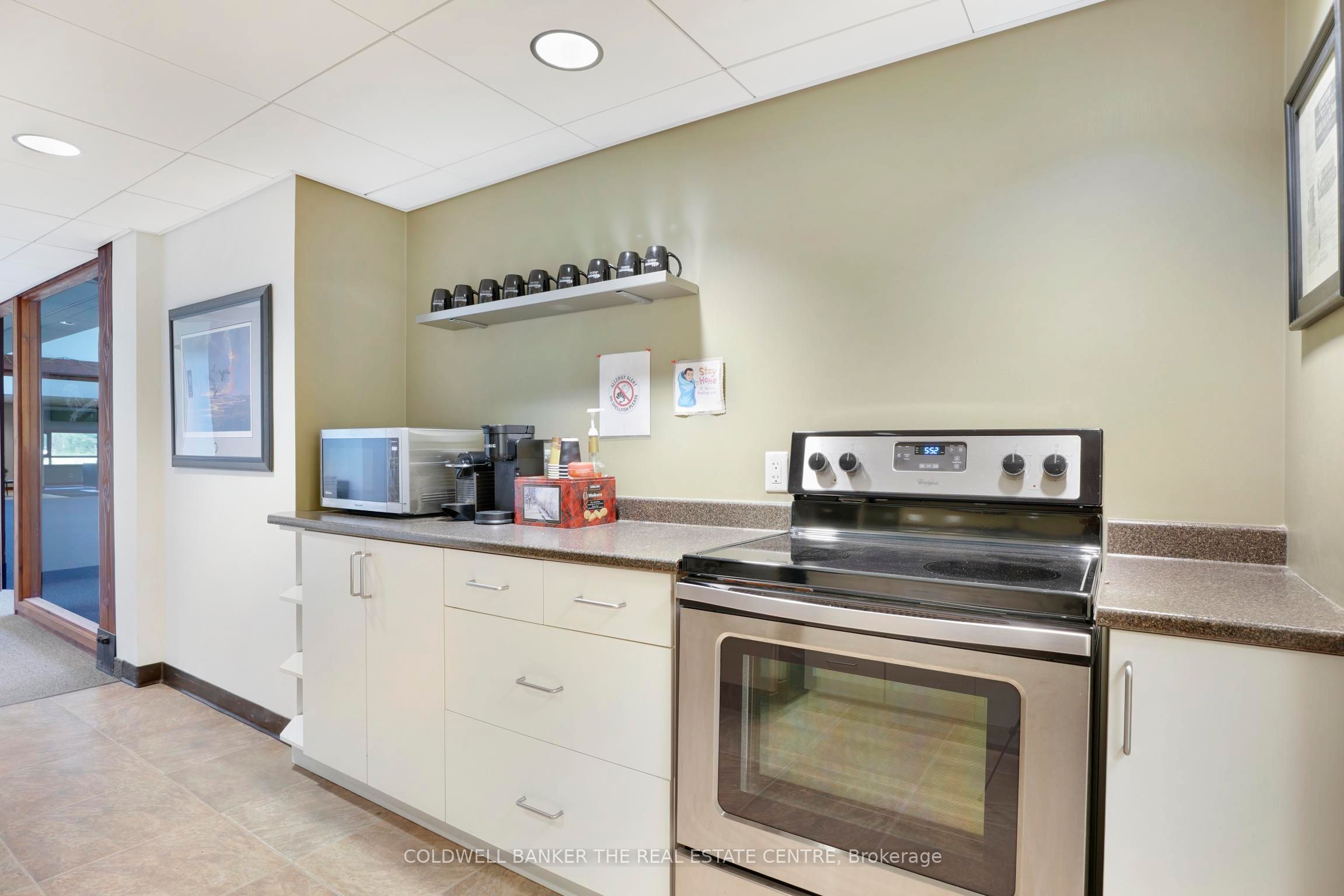 13 Commerce Court Property Photo 21