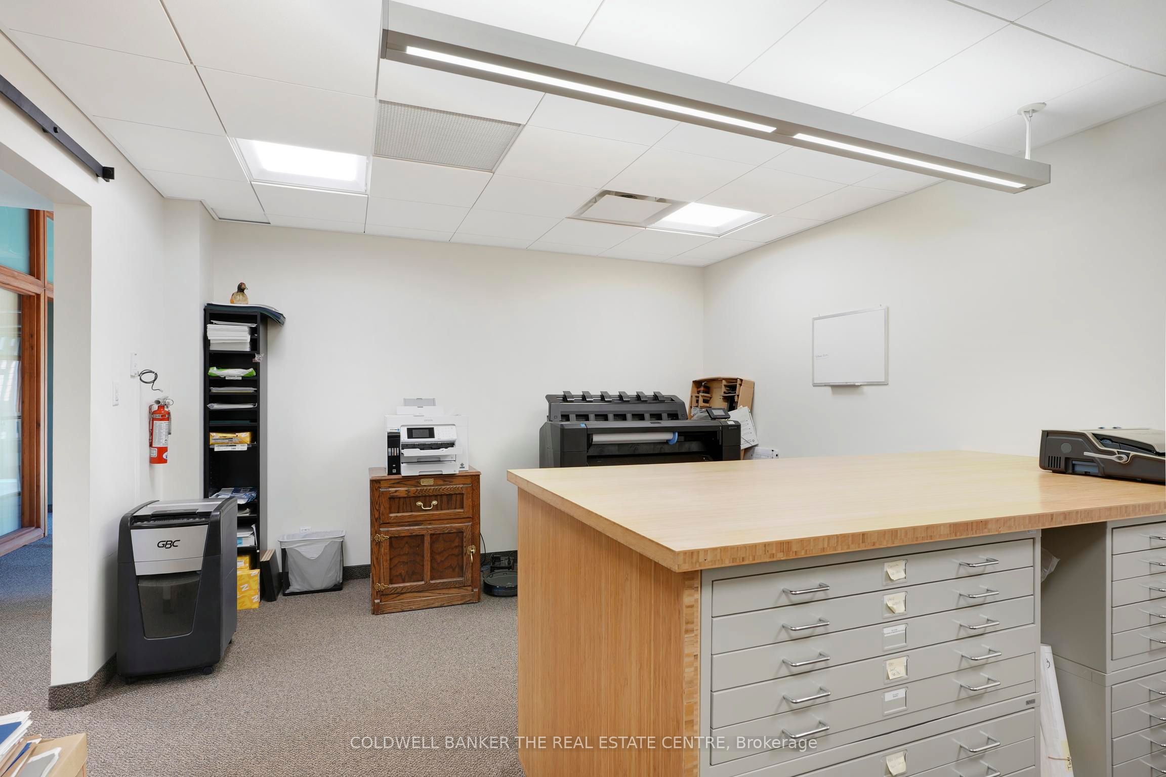 13 Commerce Court Property Photo 22