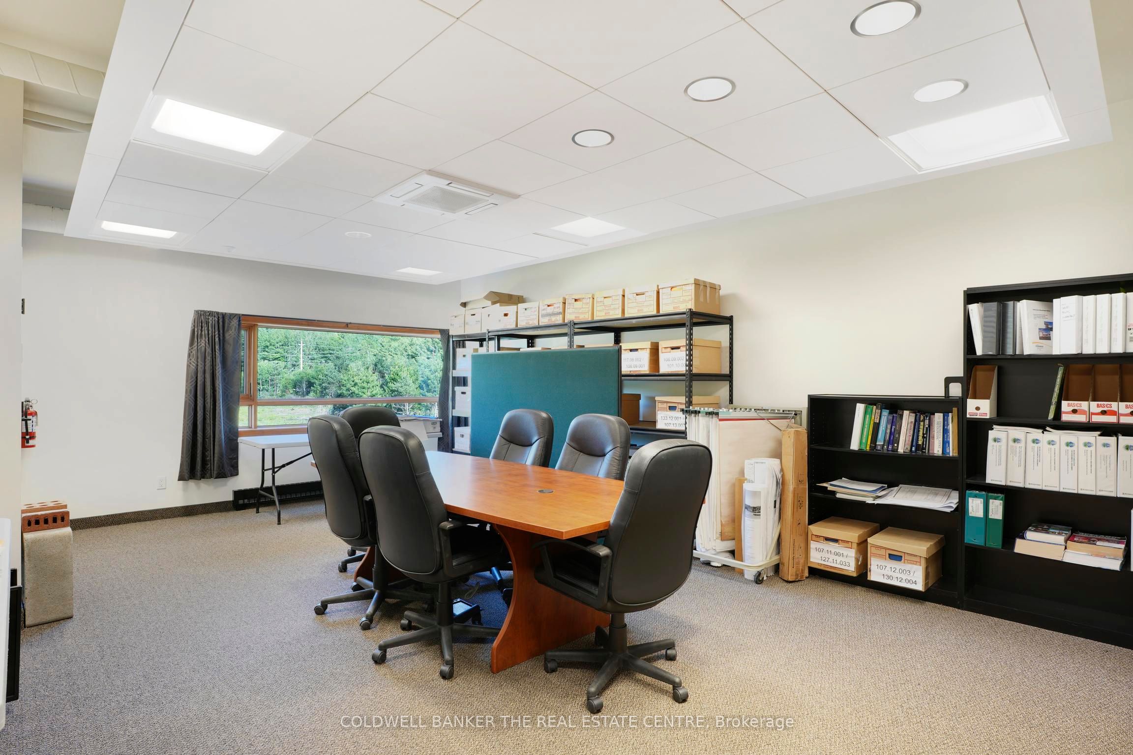 13 Commerce Court Property Photo 27