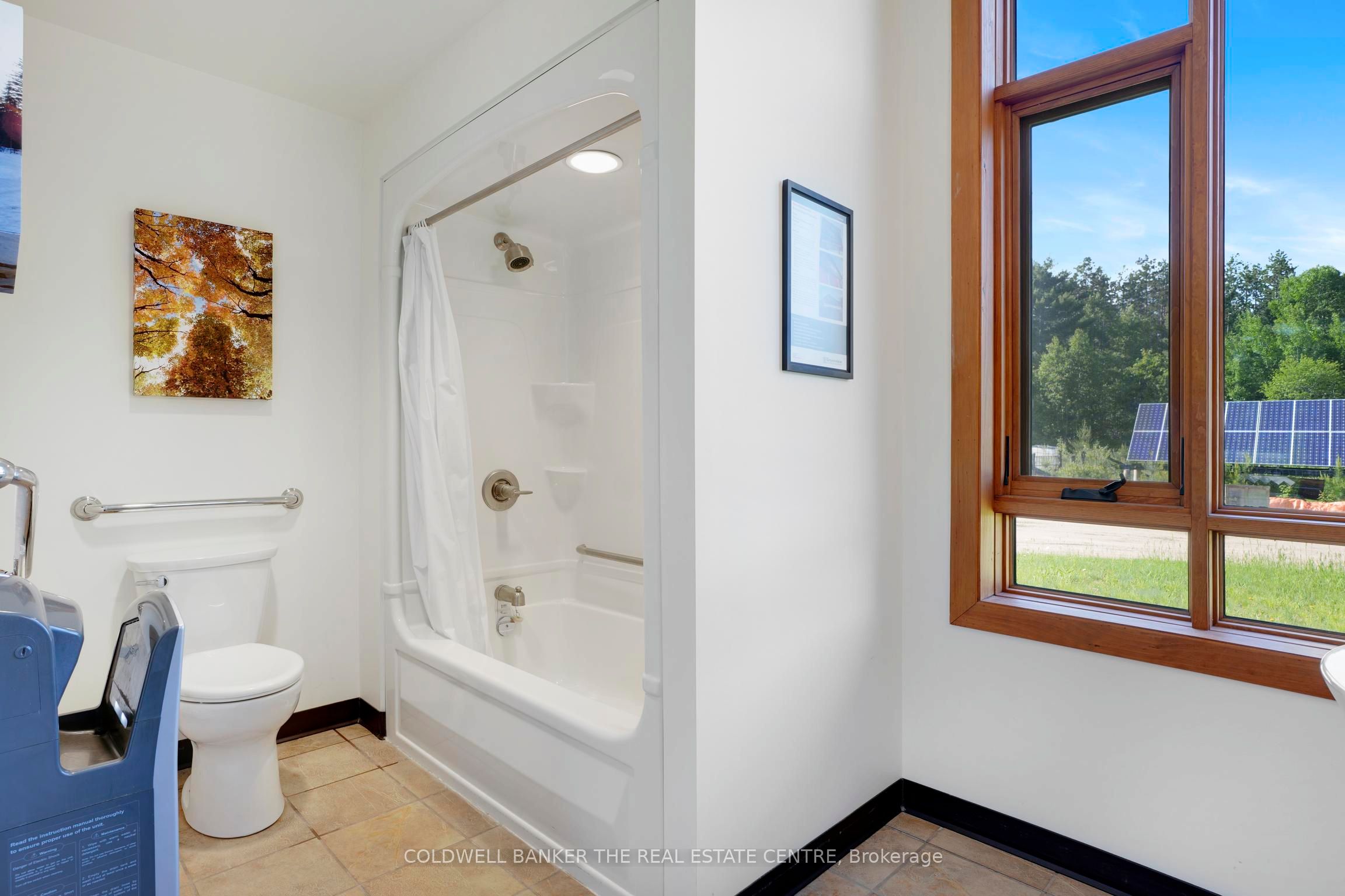 13 Commerce Court Property Photo 39