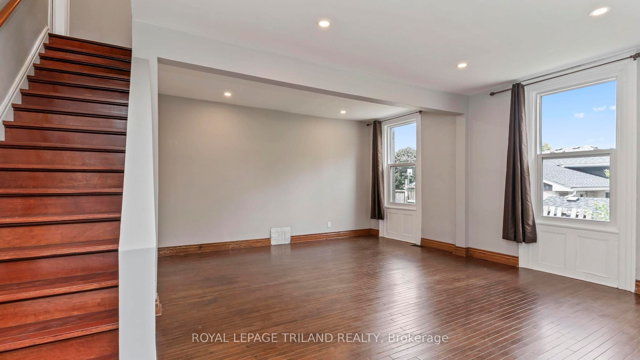 50 Fairview Avenue Property Photo 6