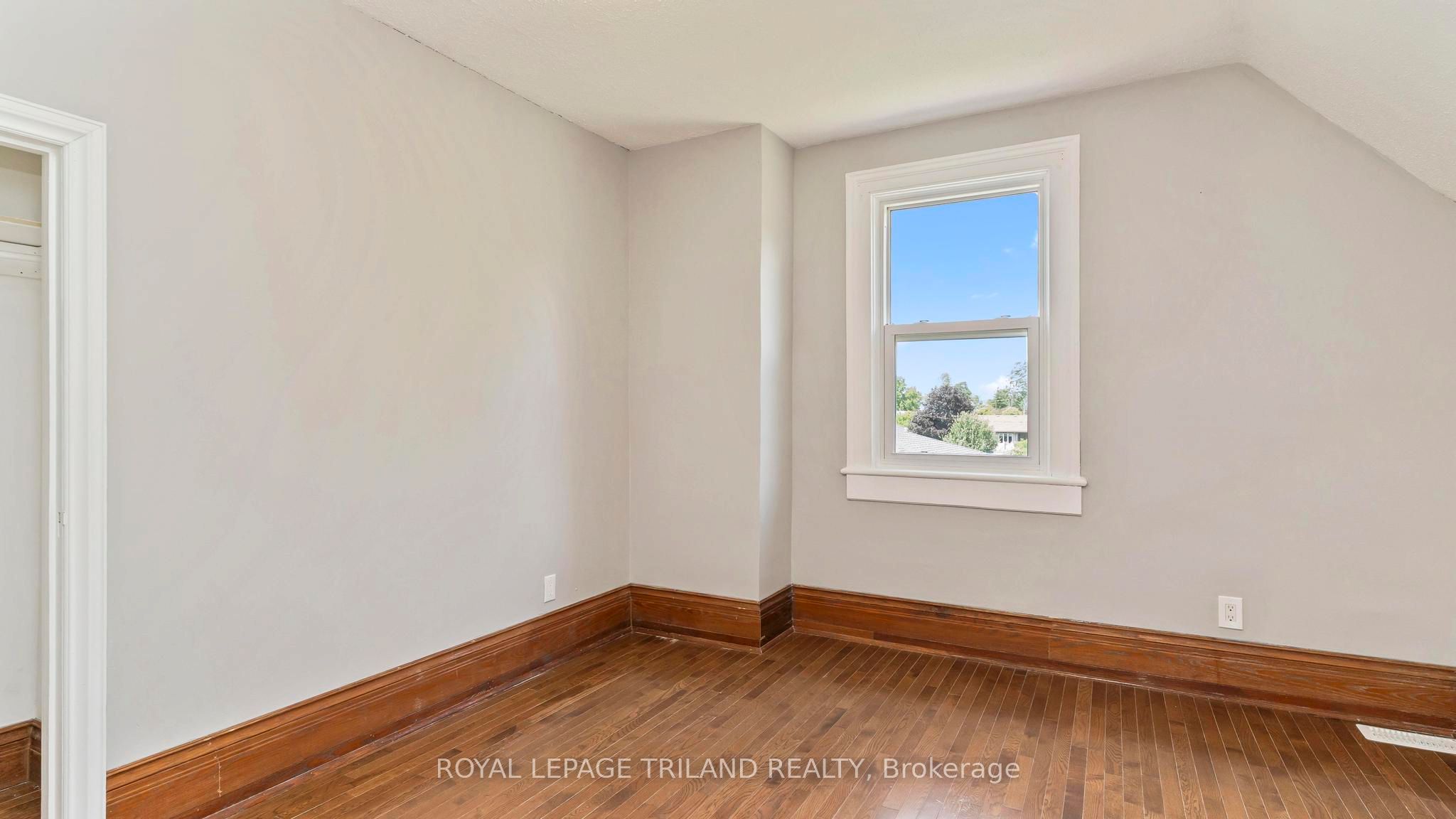 50 Fairview Avenue Property Photo 15