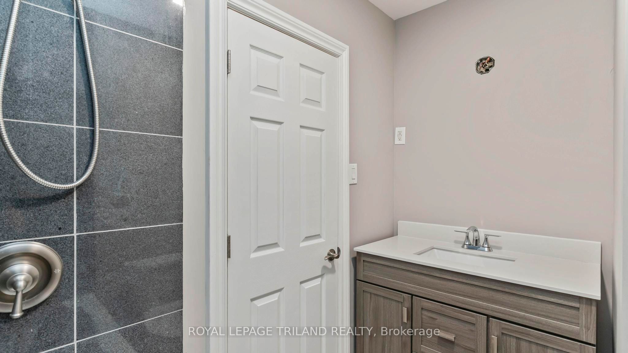 50 Fairview Avenue Property Photo 35