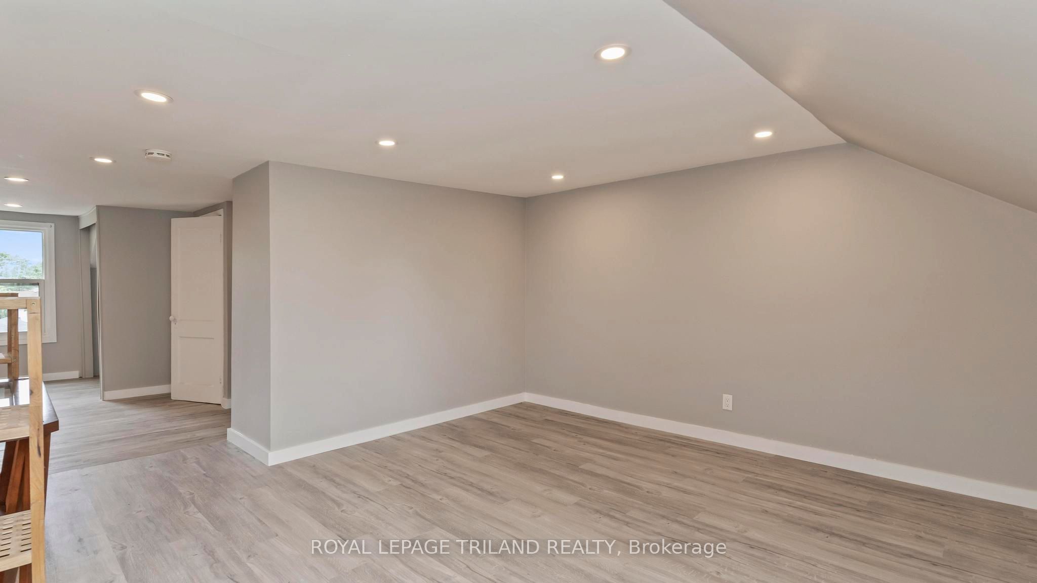 50 Fairview Avenue Property Photo 39