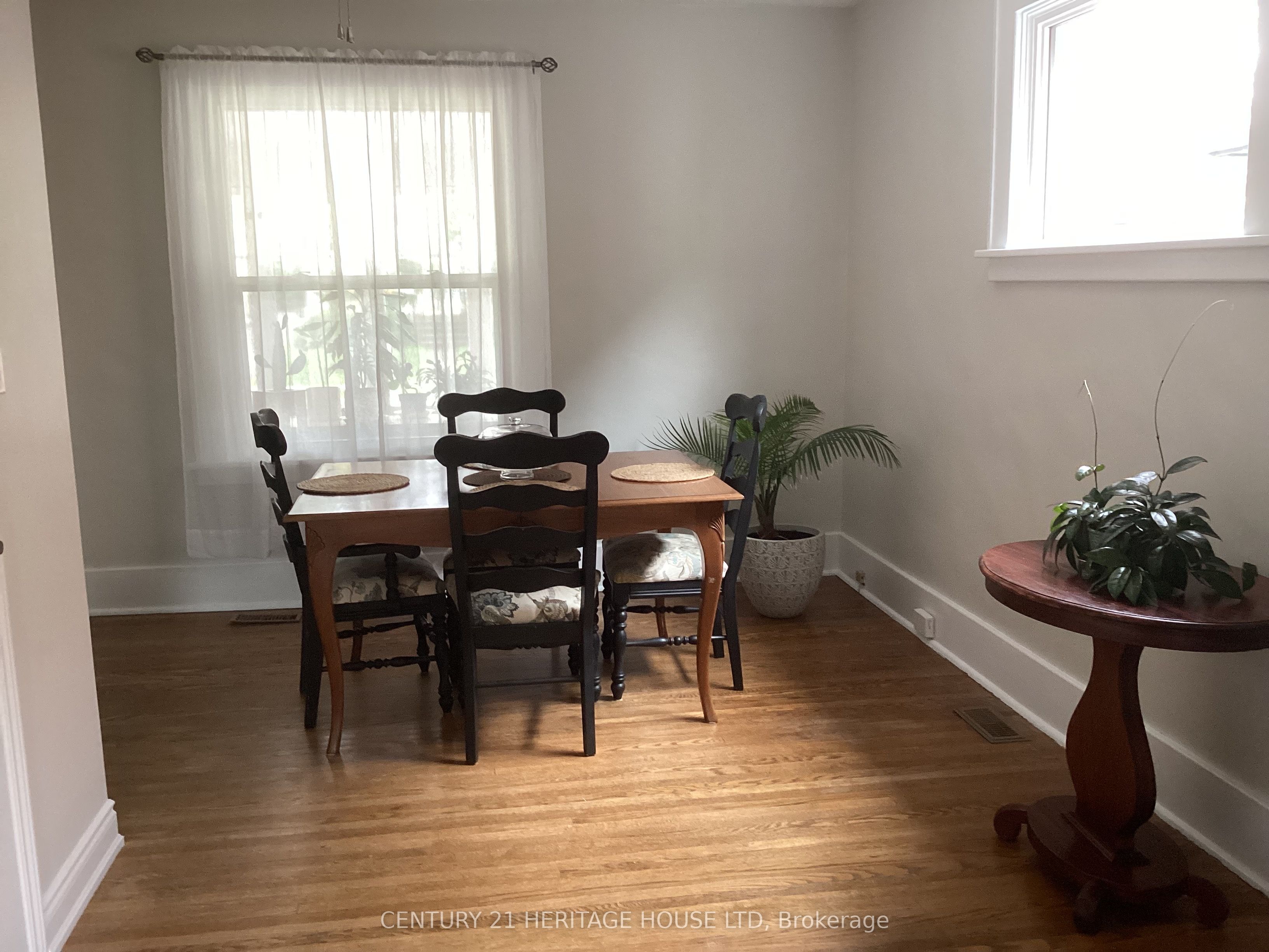 43 Hemlock Street Property Photo 10