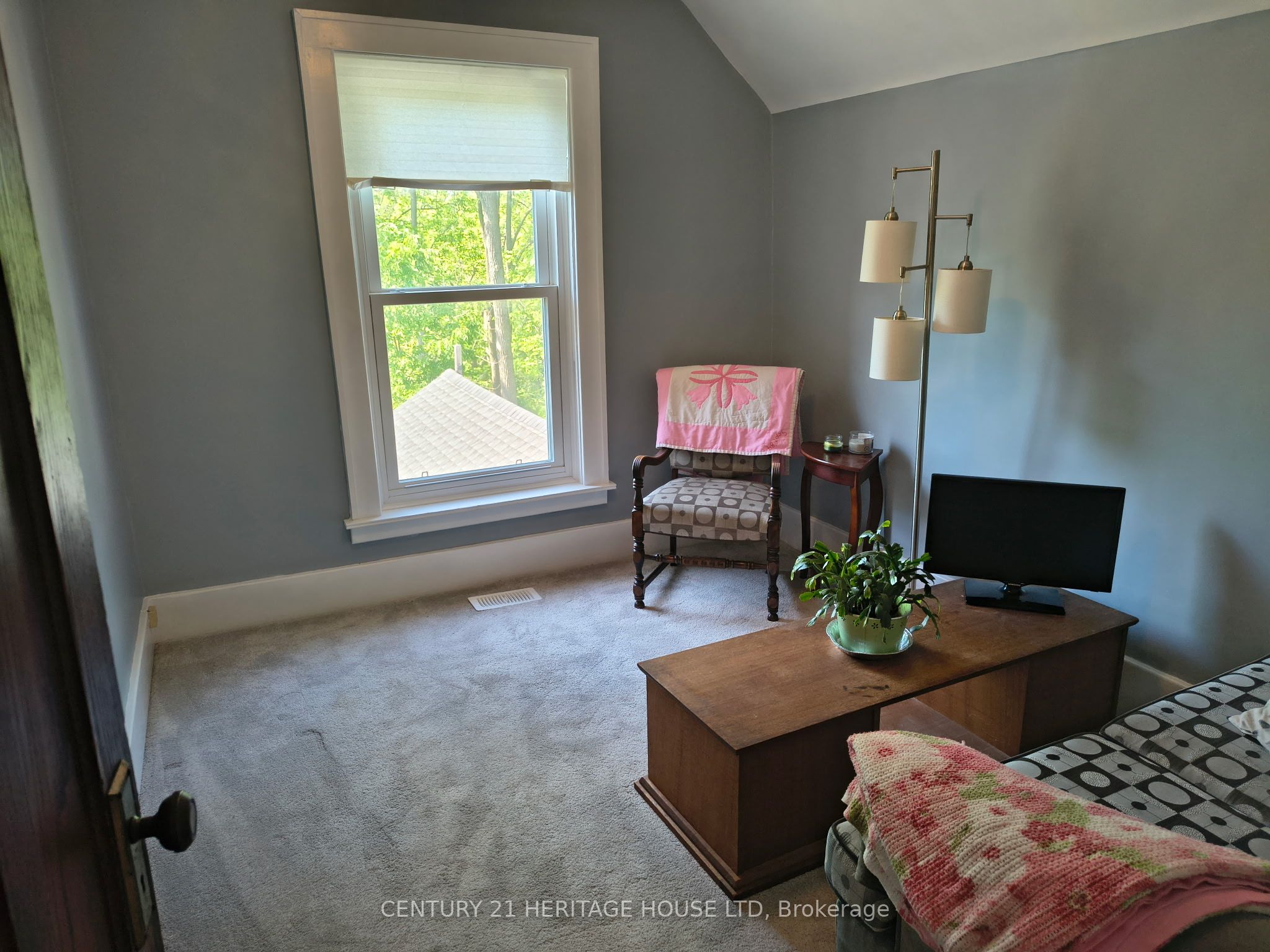 43 Hemlock Street Property Photo 23