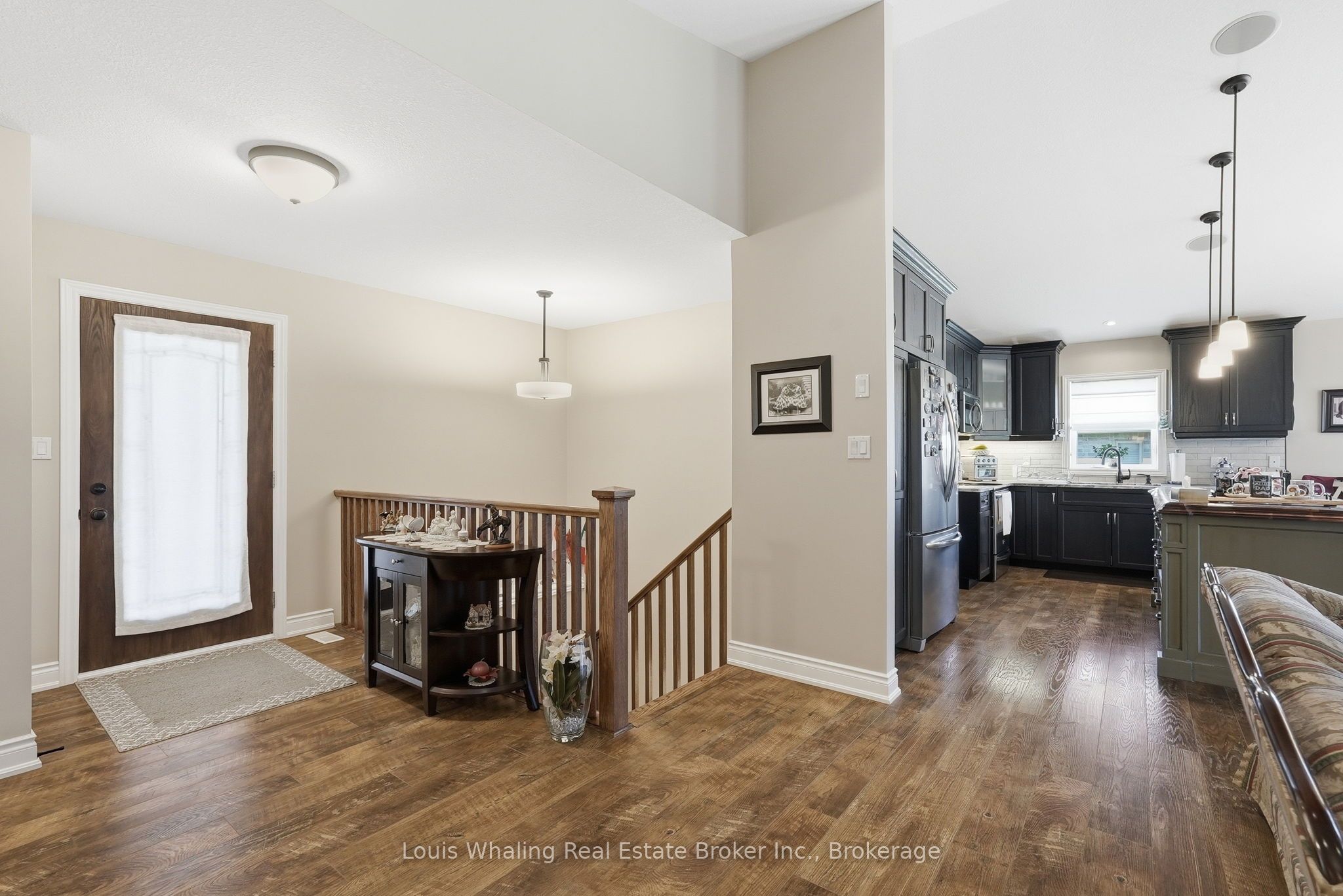 323079 Durham Road E Property Photo 5