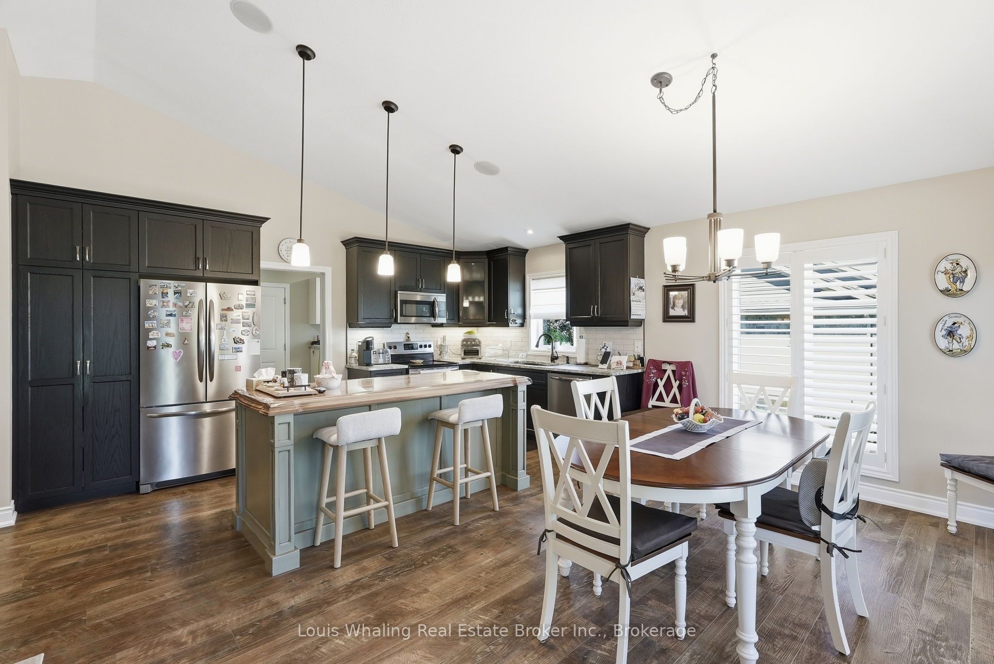 323079 Durham Road E Property Photo 10