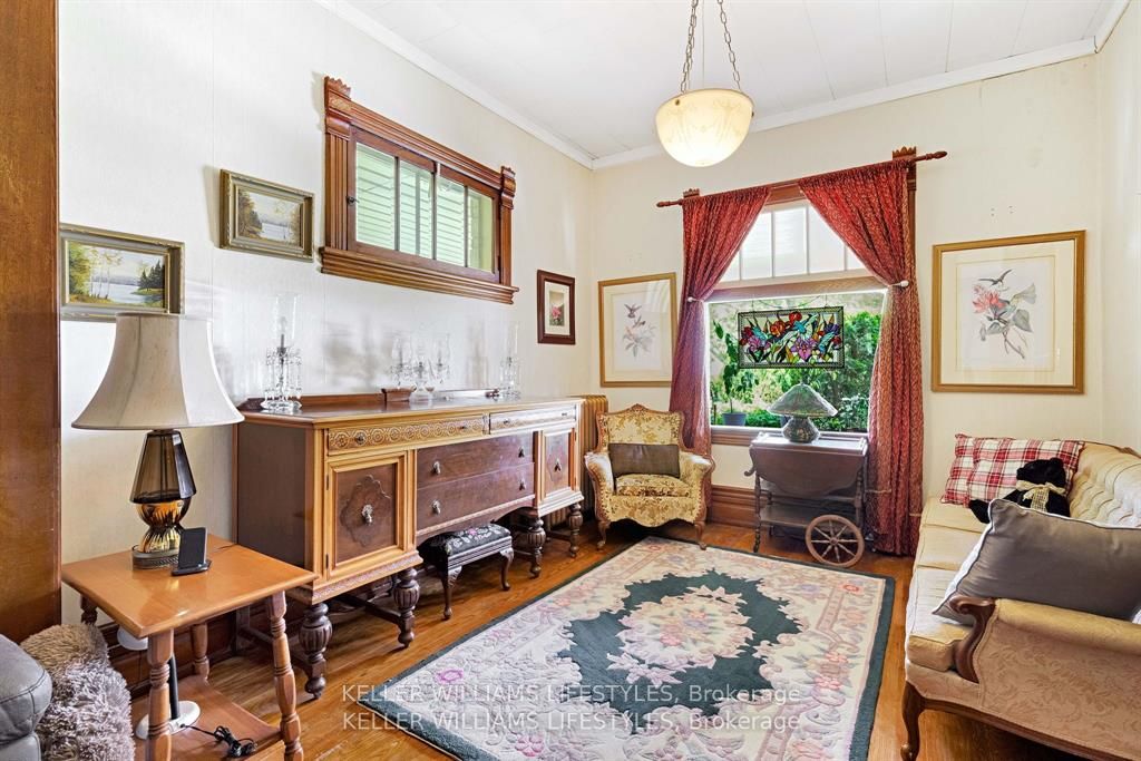 93 Sarah Street Property Photo 8