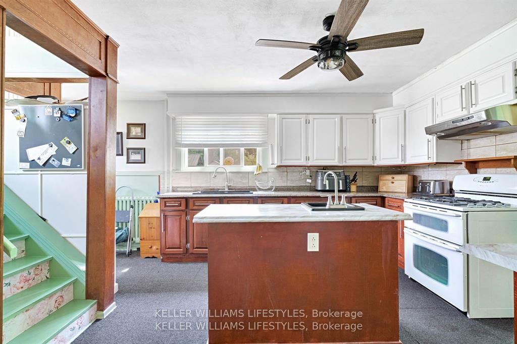93 Sarah Street Property Photo 12