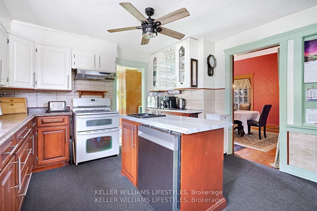93 Sarah Street Property Photo 16
