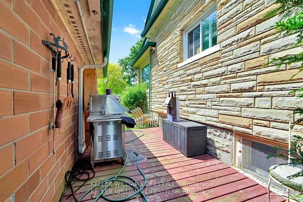 93 Sarah Street Property Photo 33