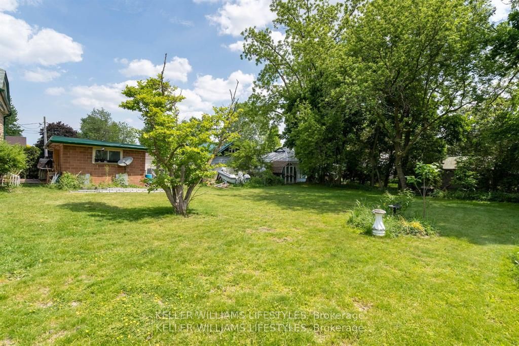 93 Sarah Street Property Photo 35