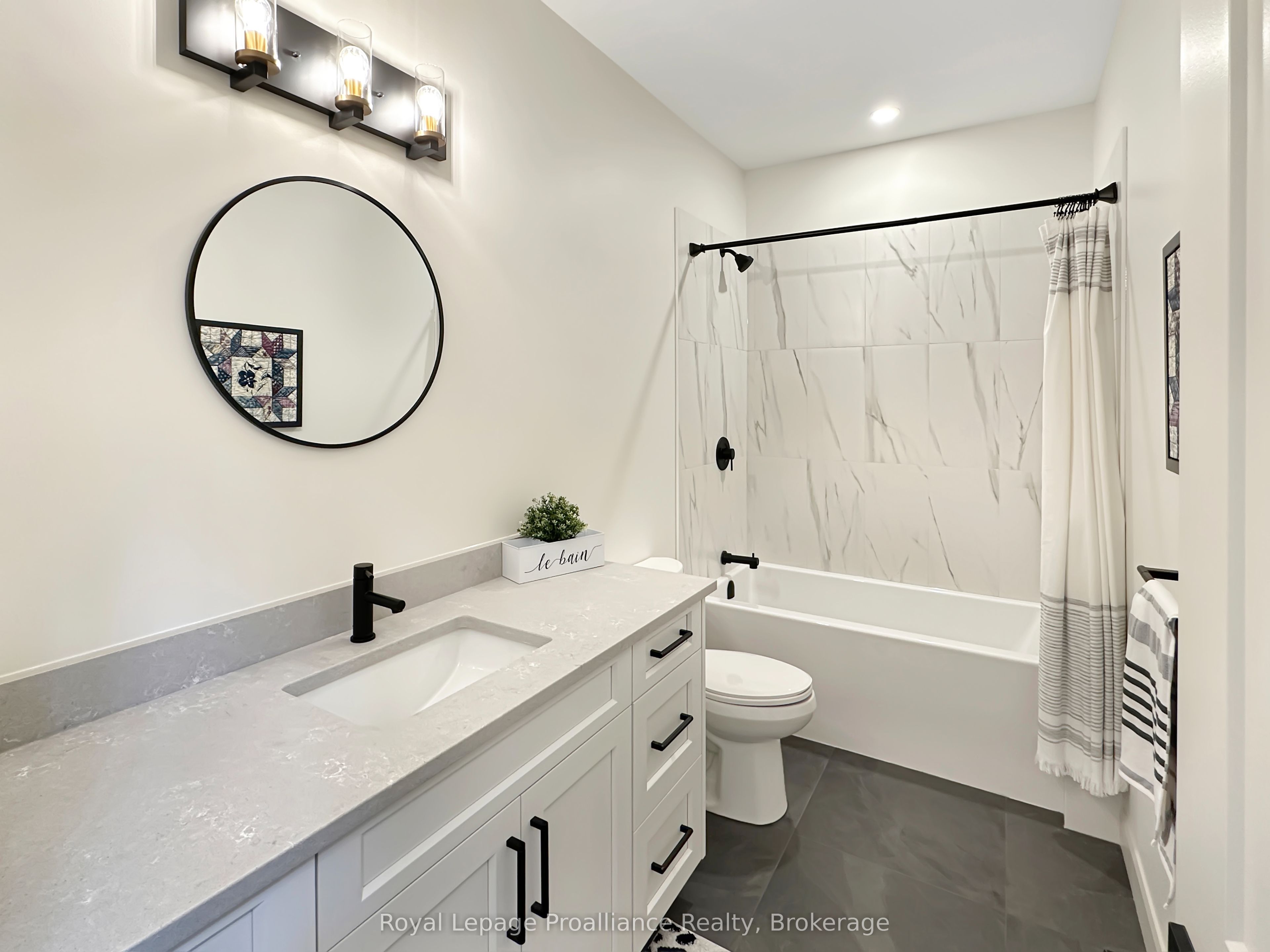 37 Deerview Drive Property Photo 10