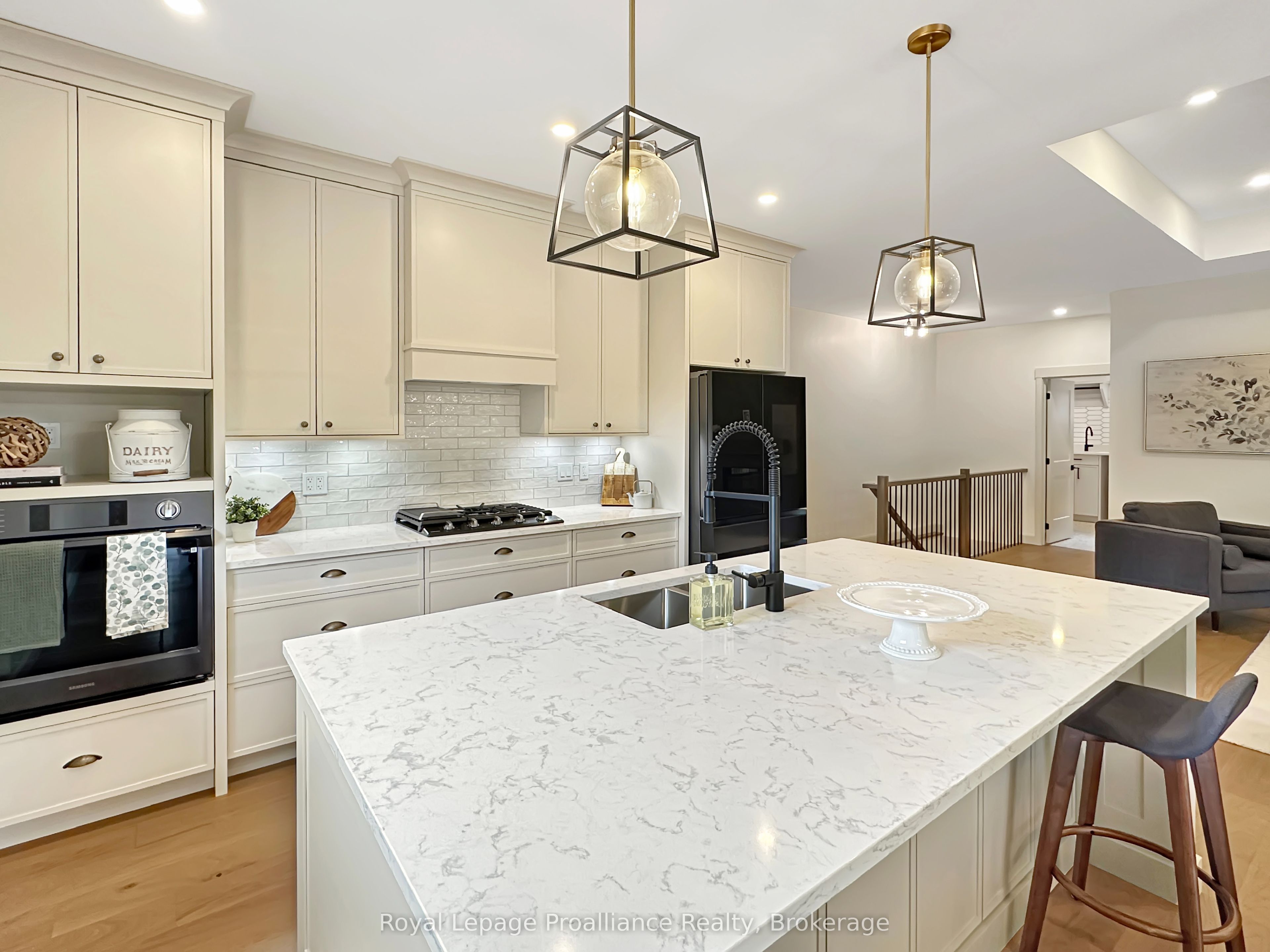 37 Deerview Drive Property Photo 15