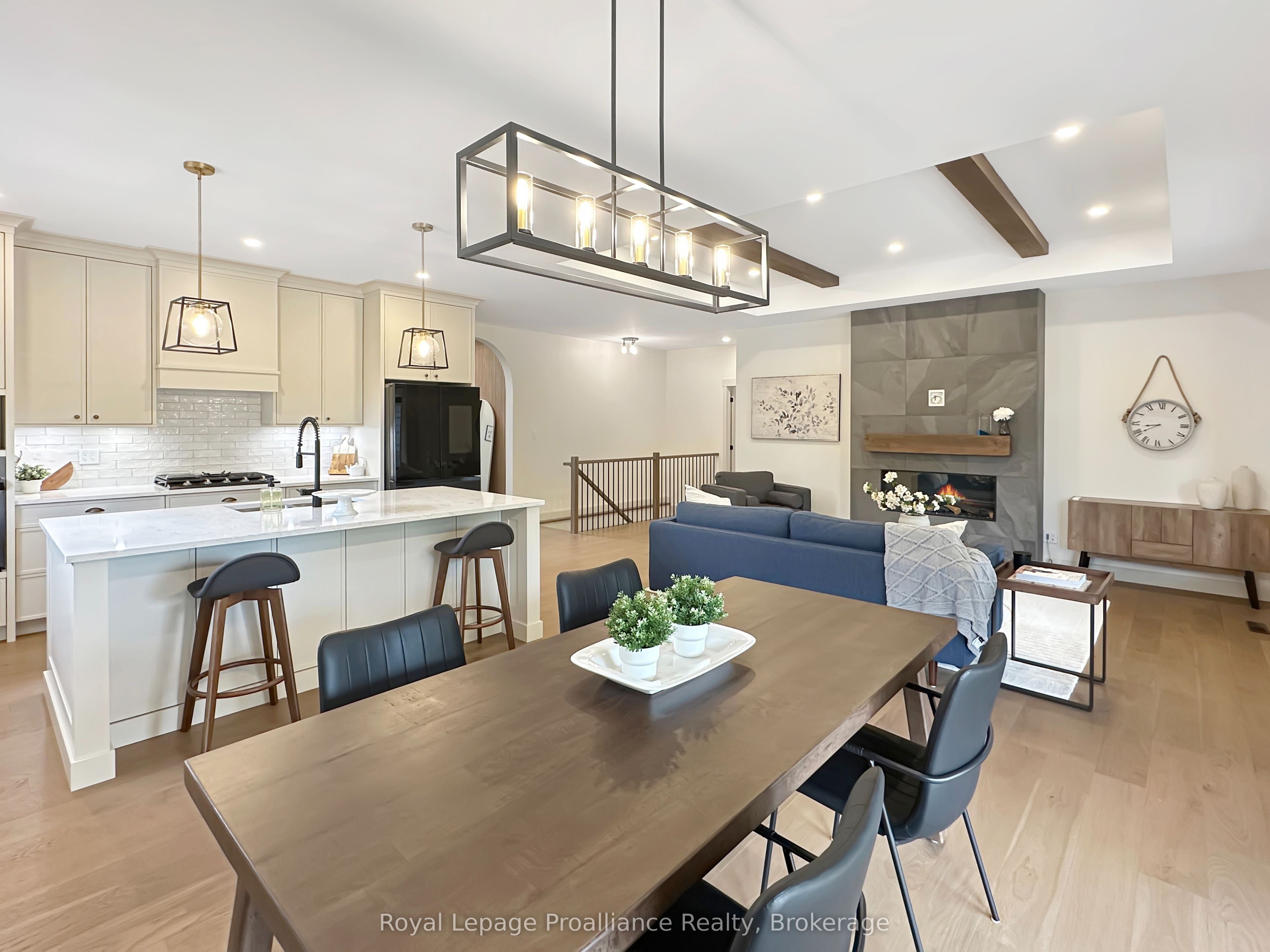37 Deerview Drive Property Photo 18