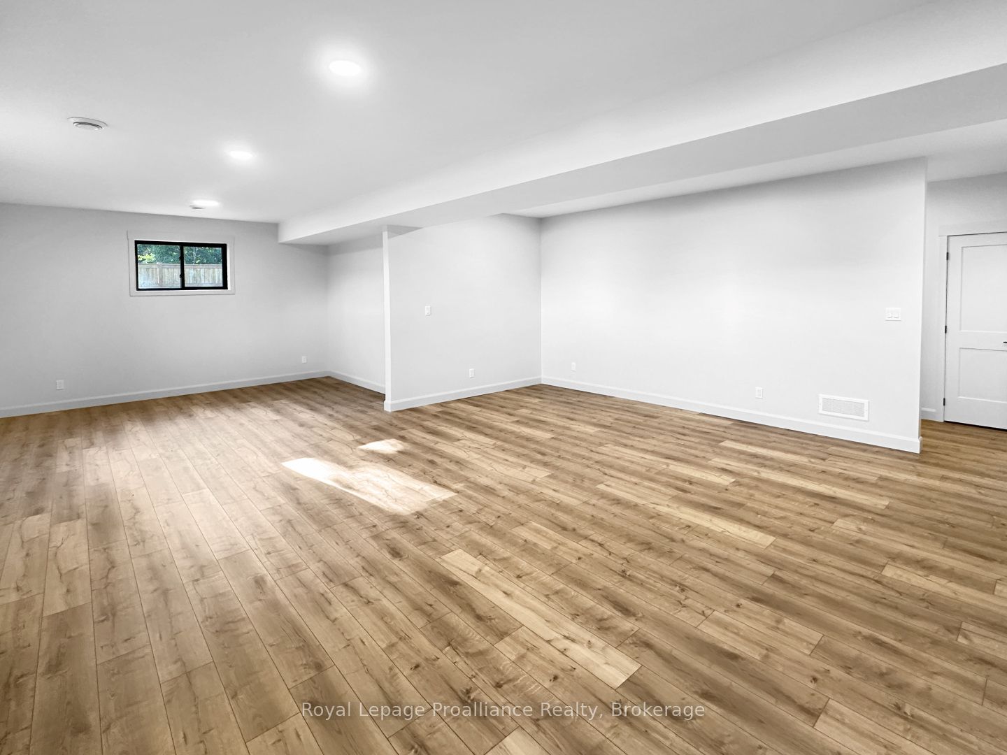 37 Deerview Drive Property Photo 33