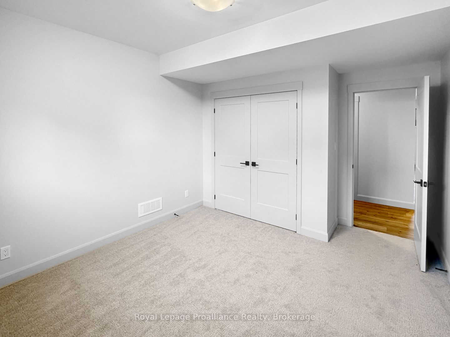 37 Deerview Drive Property Photo 40