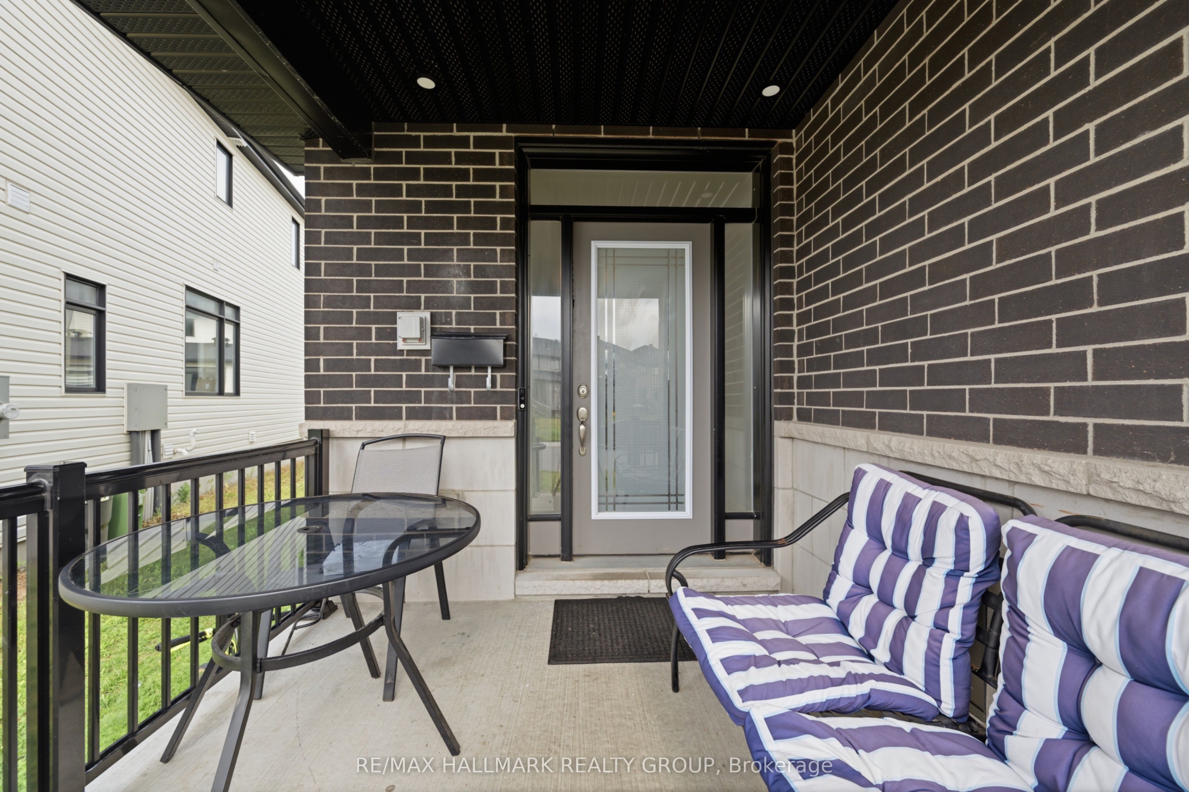 515 Corretto Place E Property Photo 3