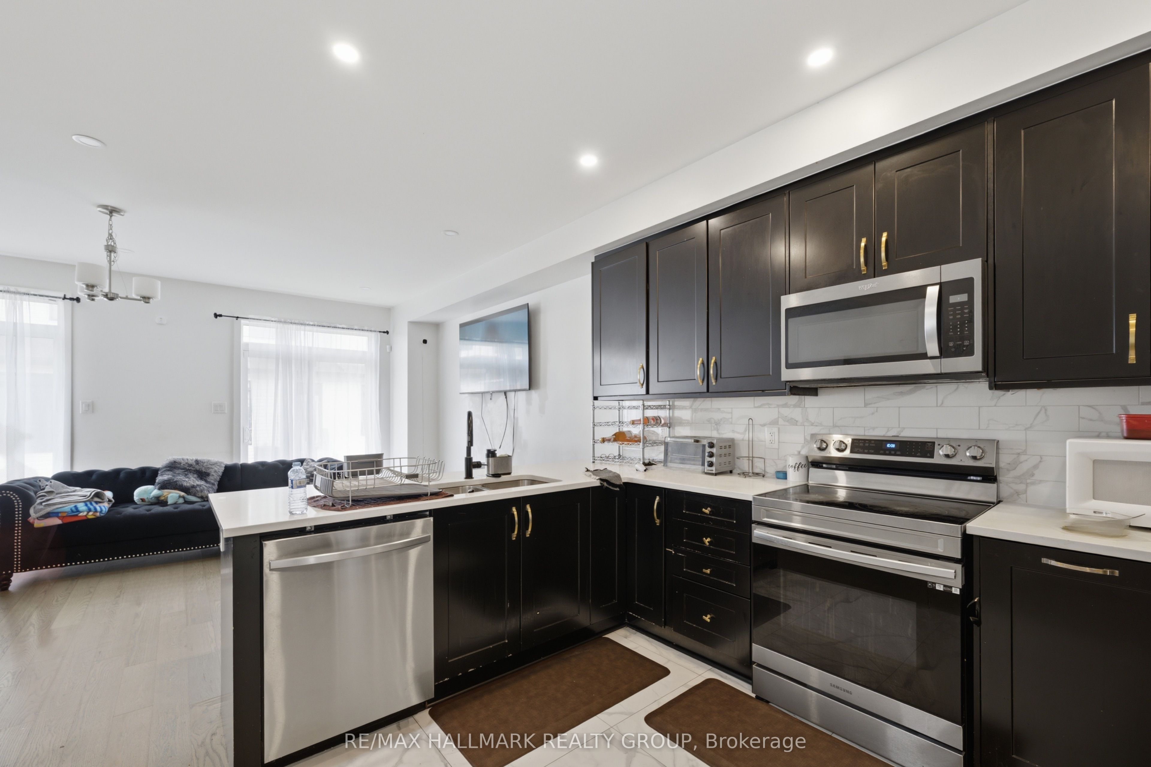 515 Corretto Place E Property Photo 7