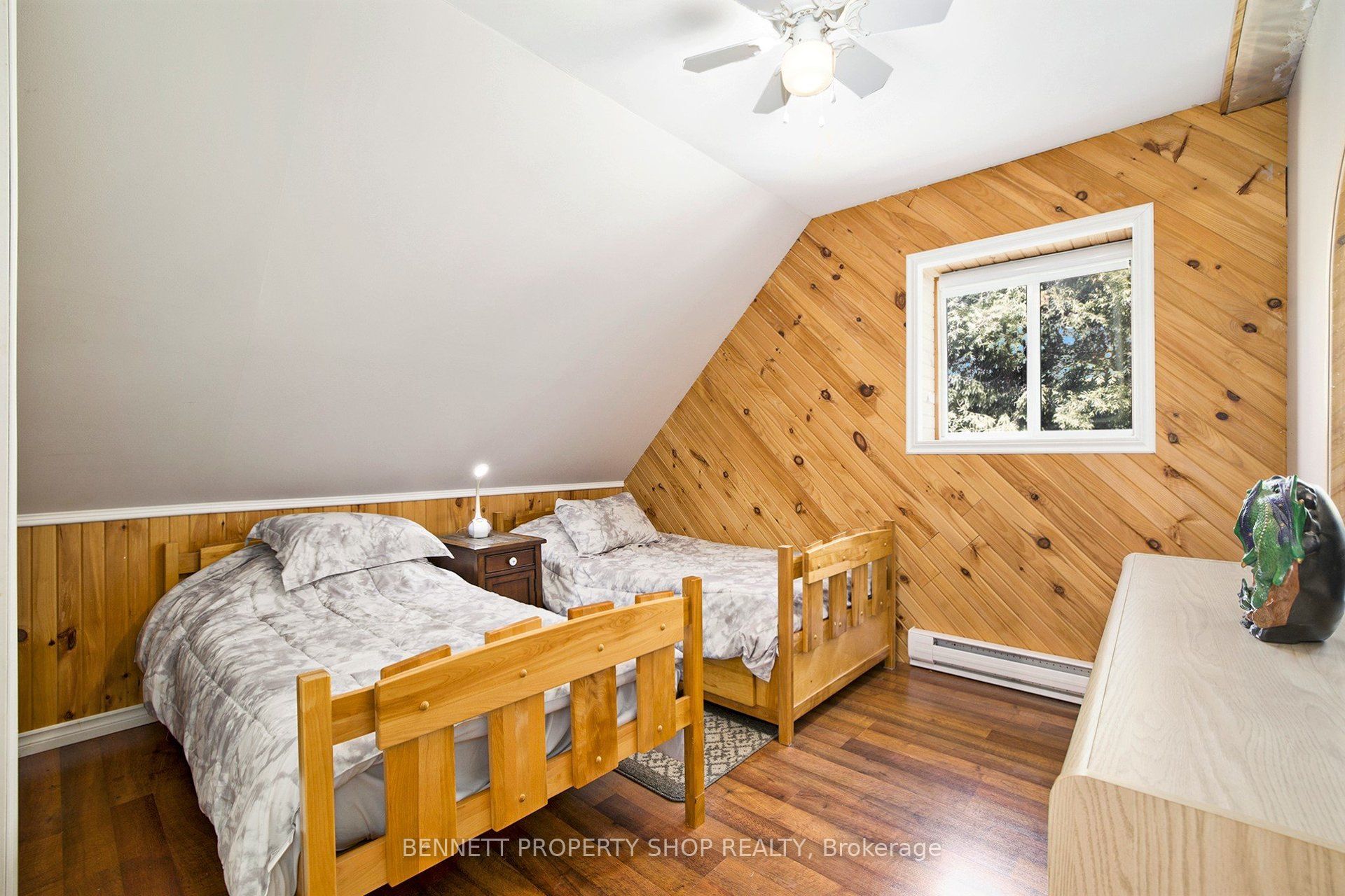 3834 Woodkilton Road Property Photo 14