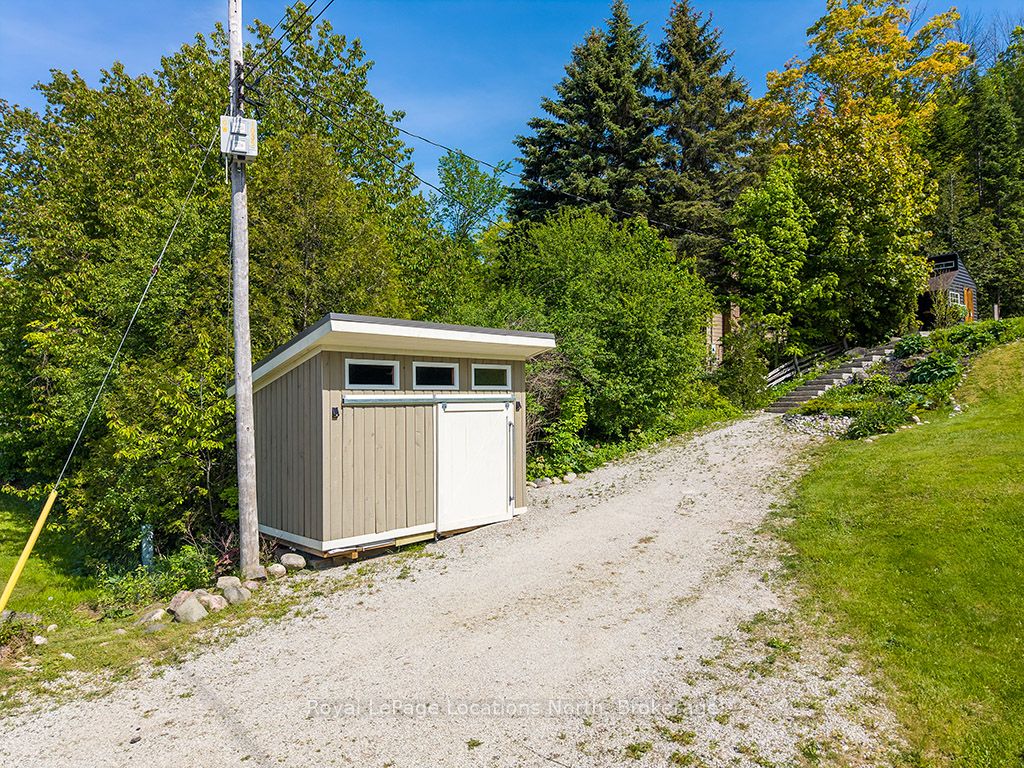 104 Old 26 Highway Property Photo 38