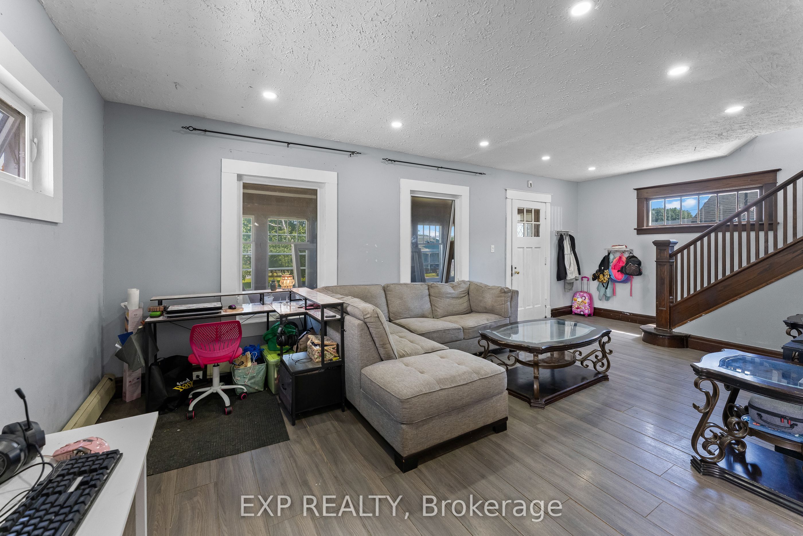 221 Bowen Road Property Photo 8