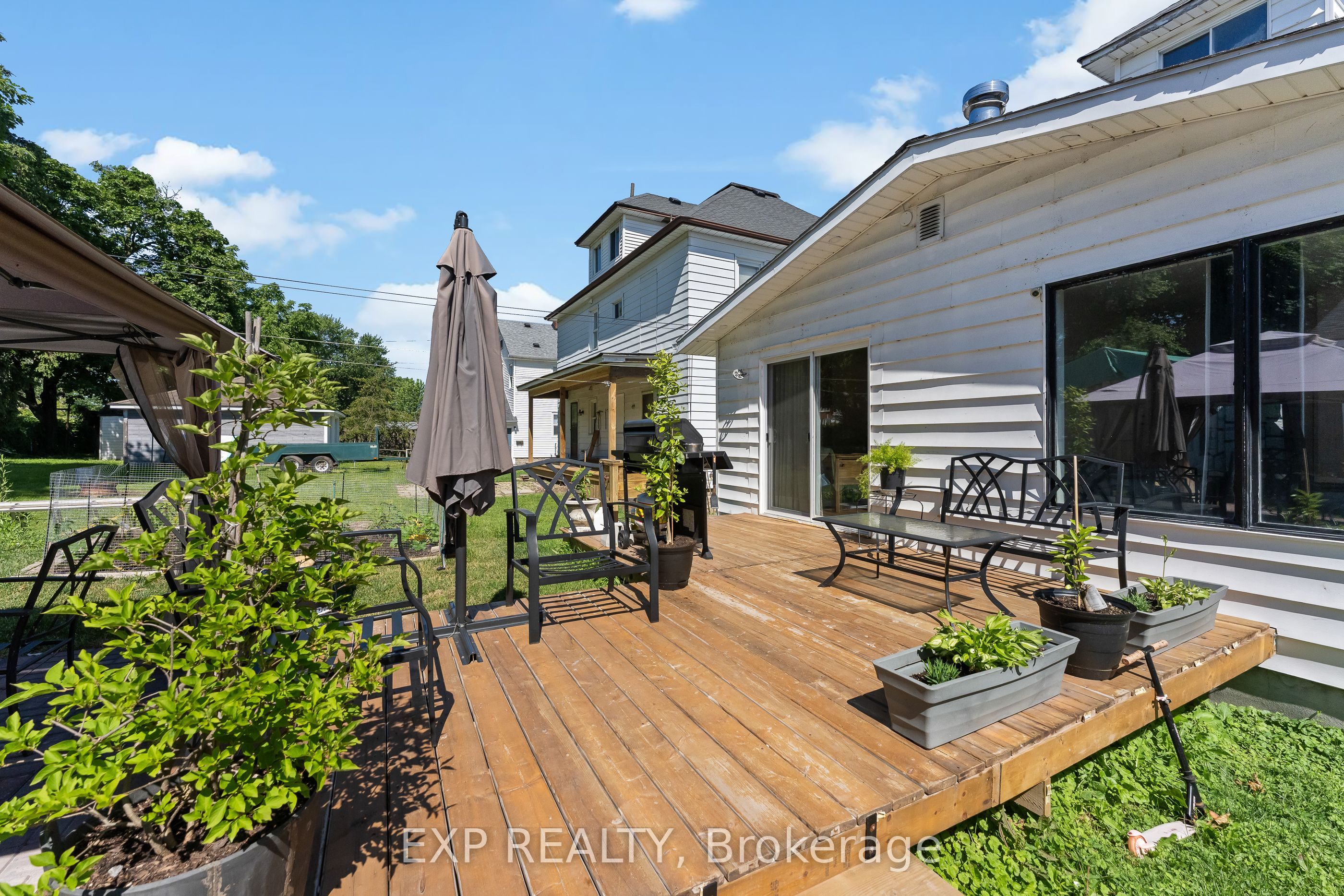 221 Bowen Road Property Photo 44