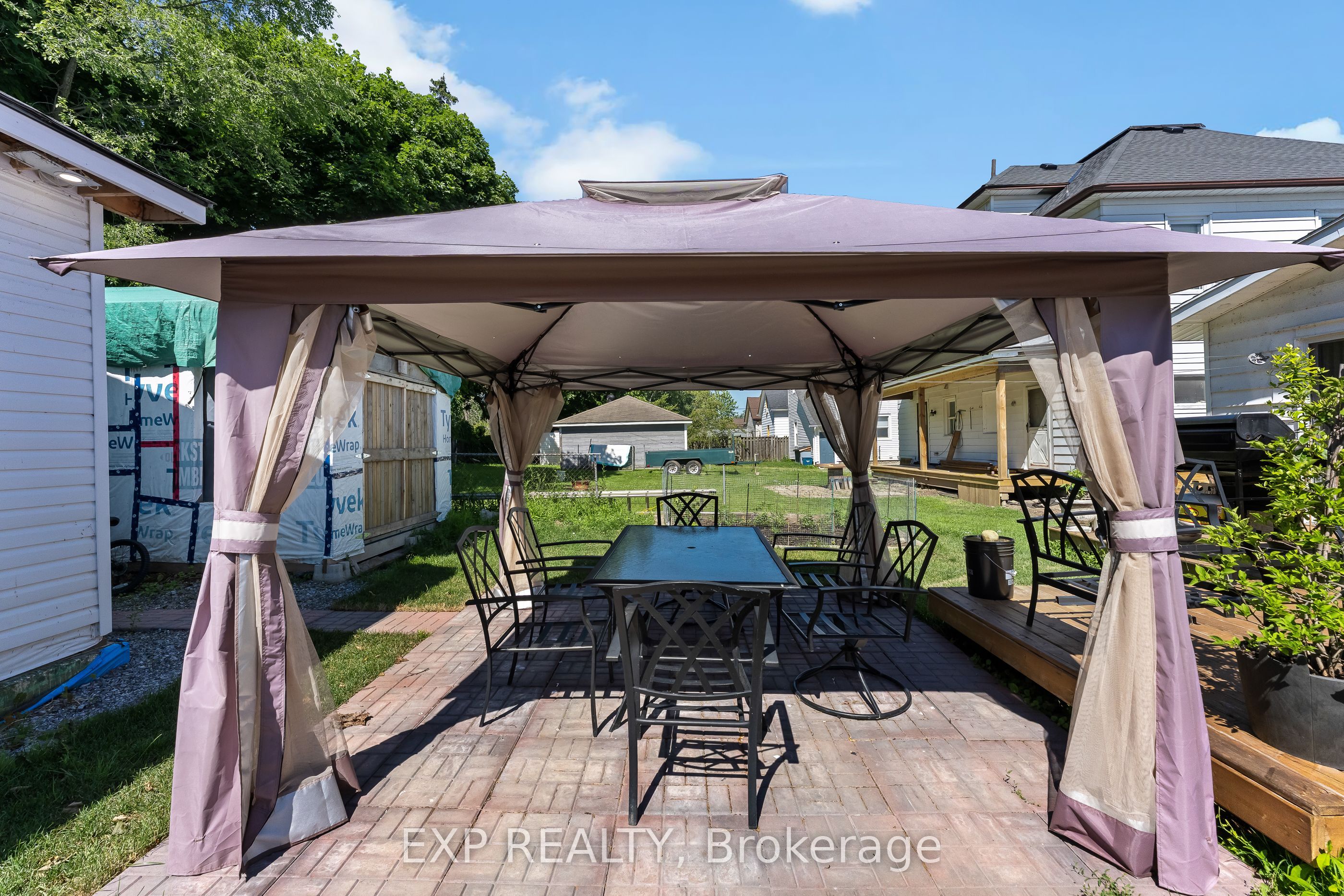 221 Bowen Road Property Photo 45