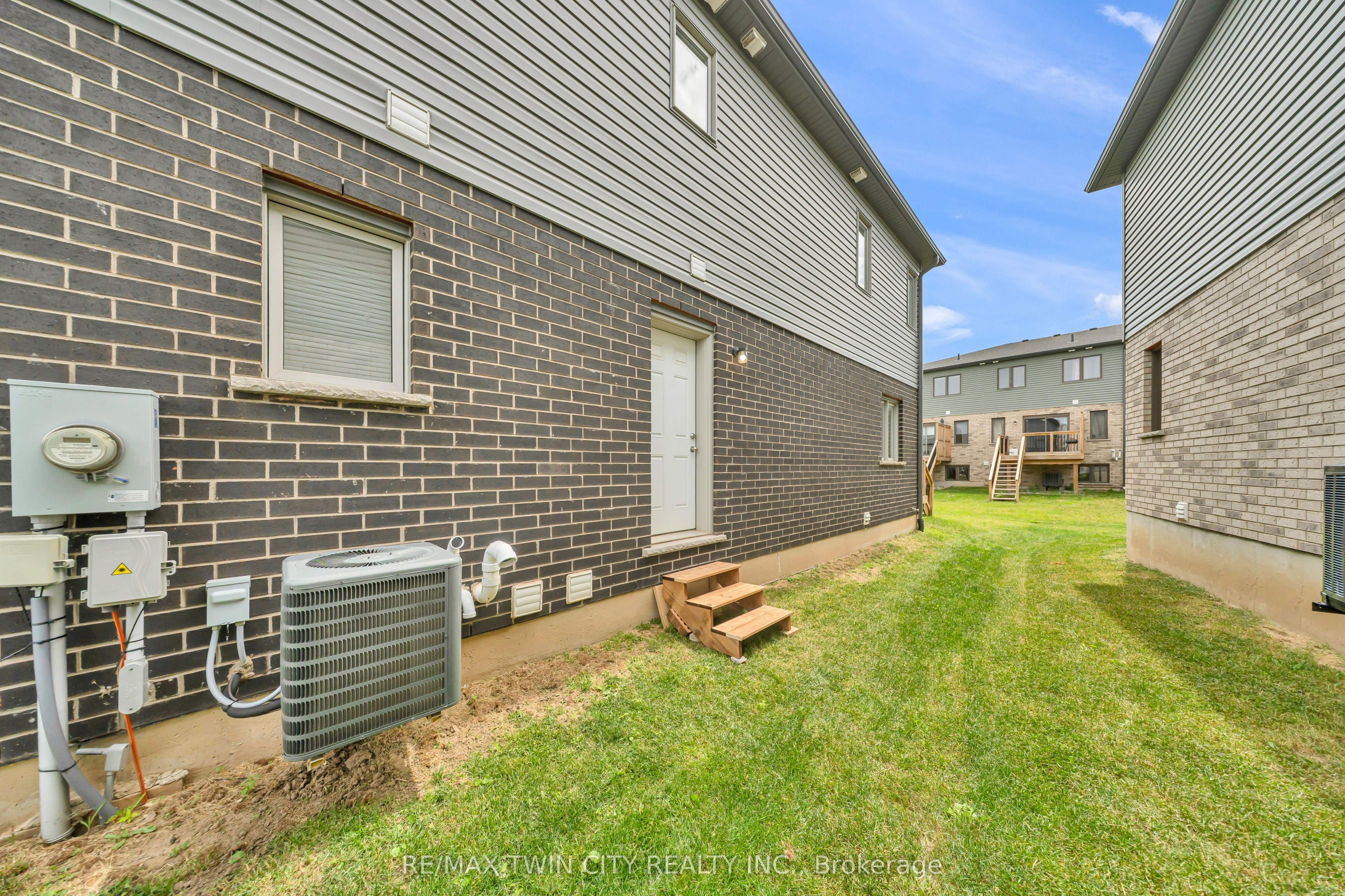 13 Pony Way Property Photo 2
