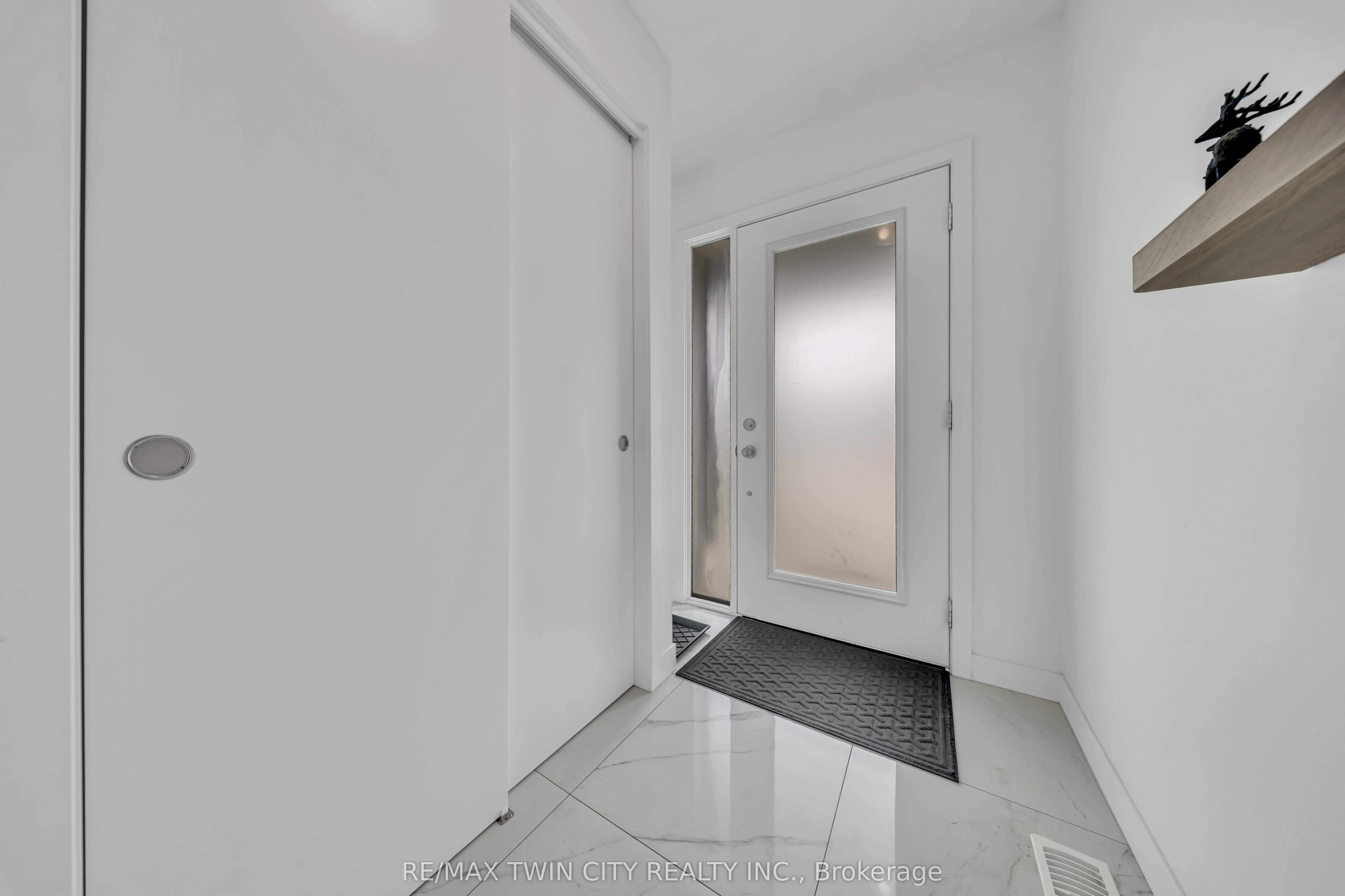 13 Pony Way Property Photo 6
