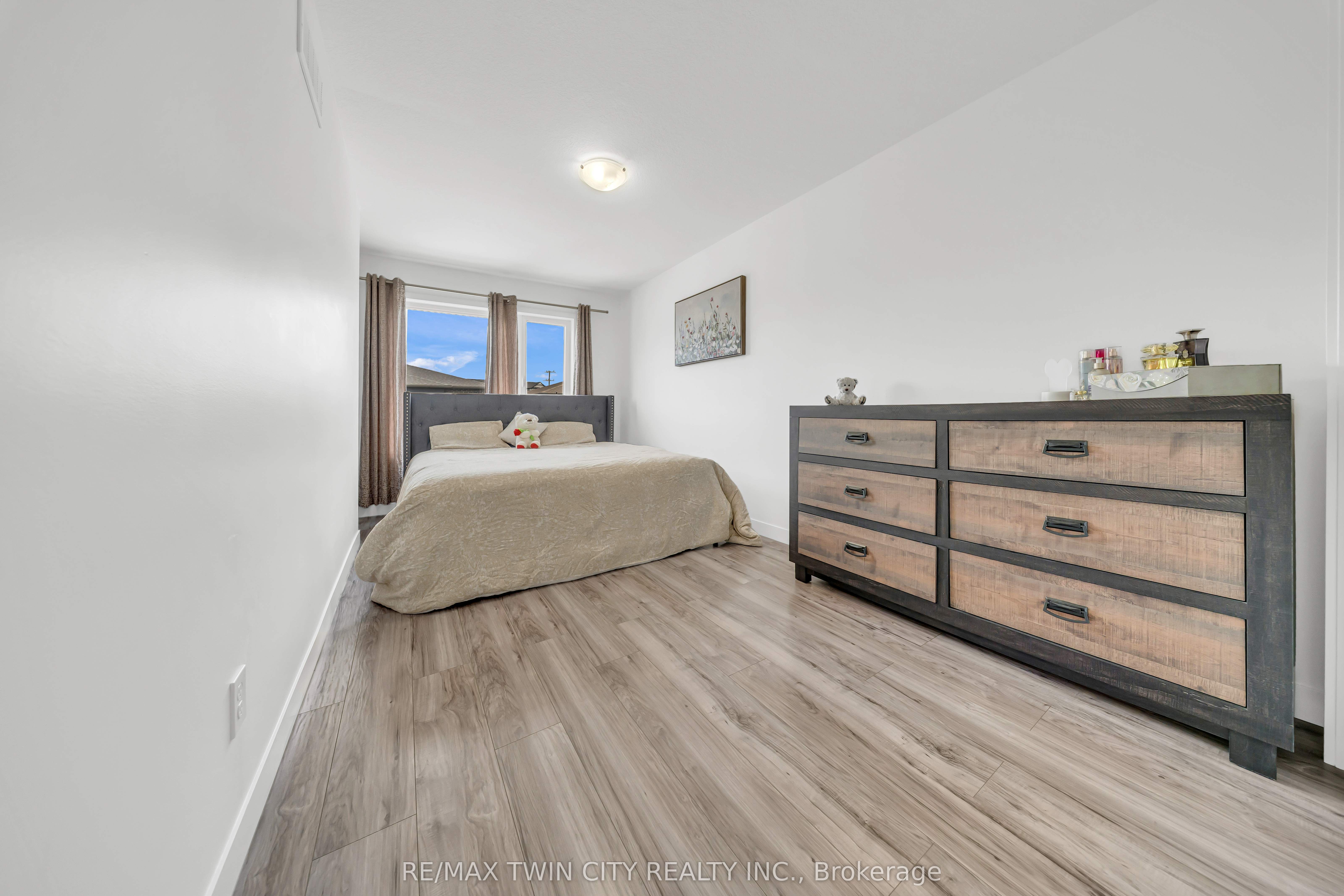 13 Pony Way Property Photo 24
