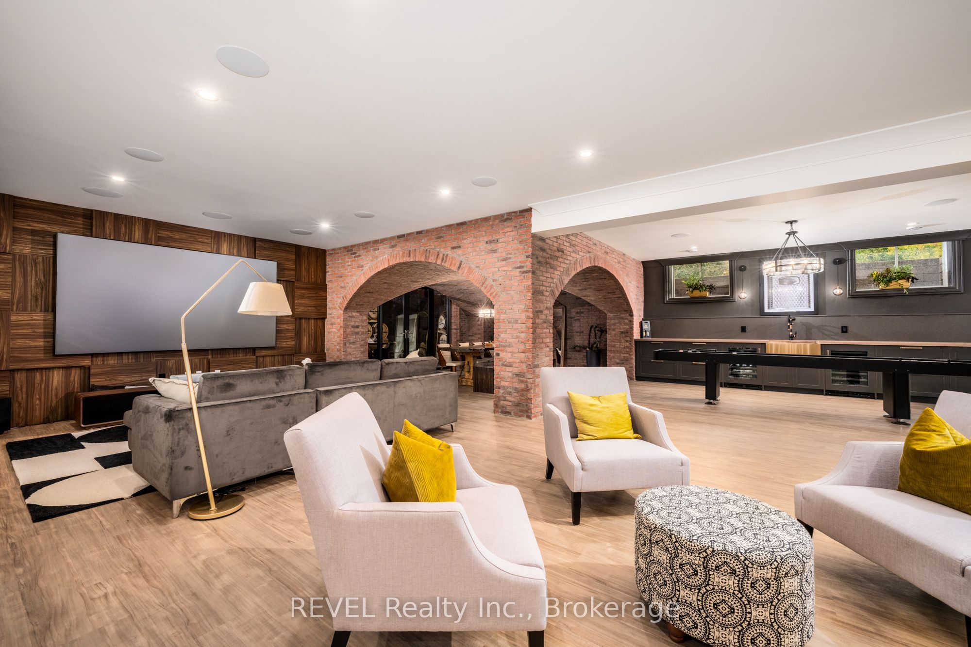 28 Cottage Street Property Photo 37