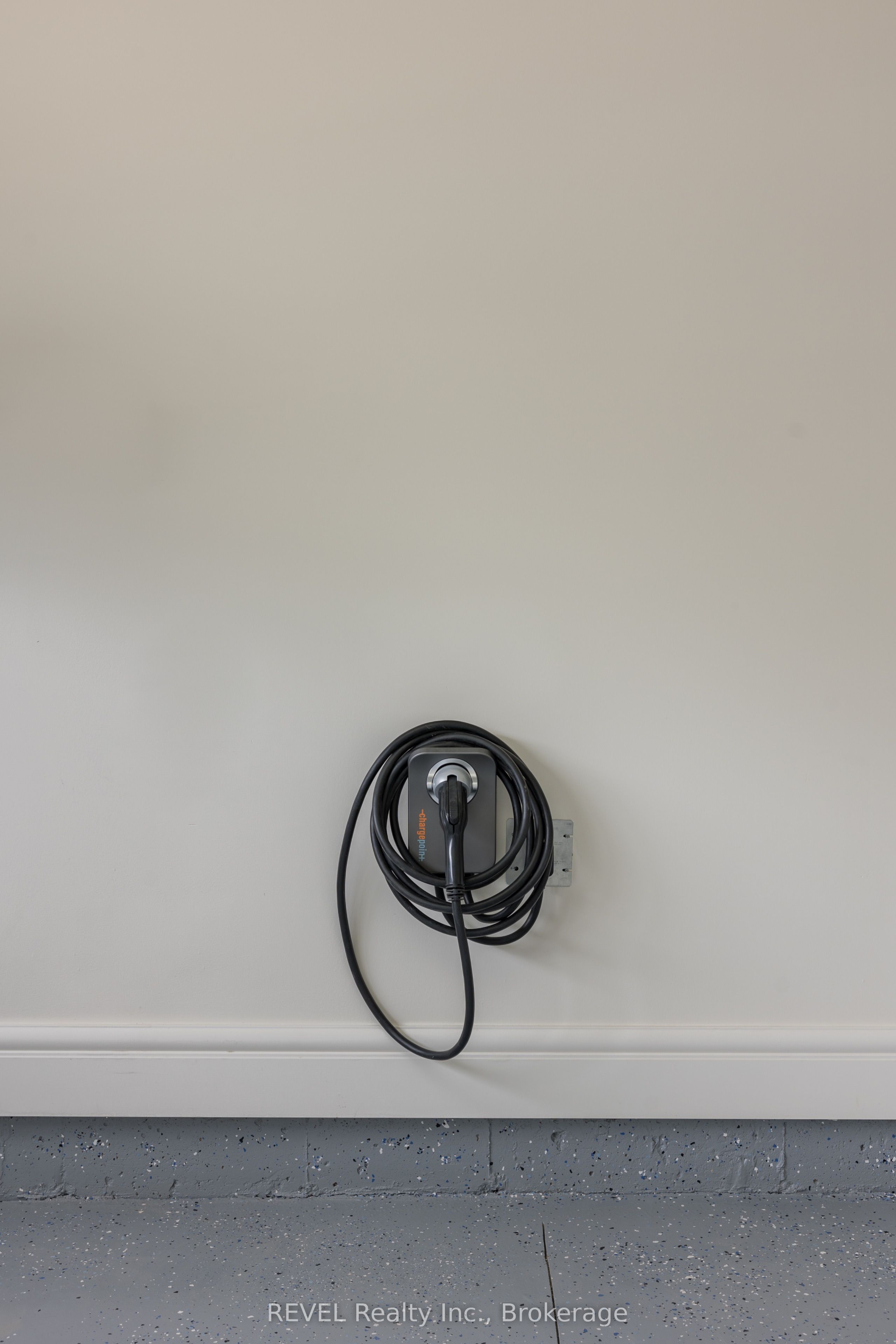28 Cottage Street Property Photo 50