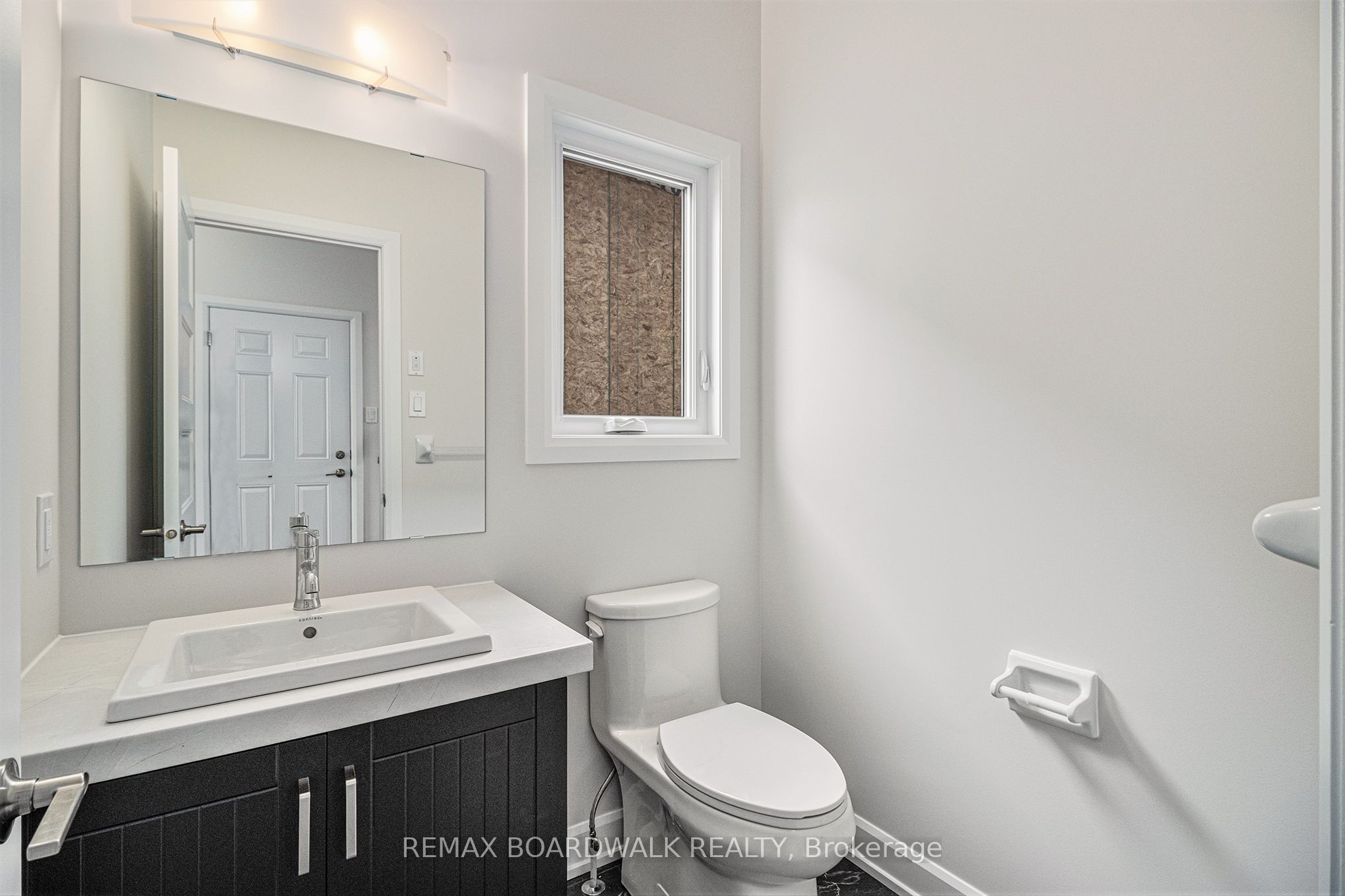 1141 Montblanc Crescent Property Photo 7