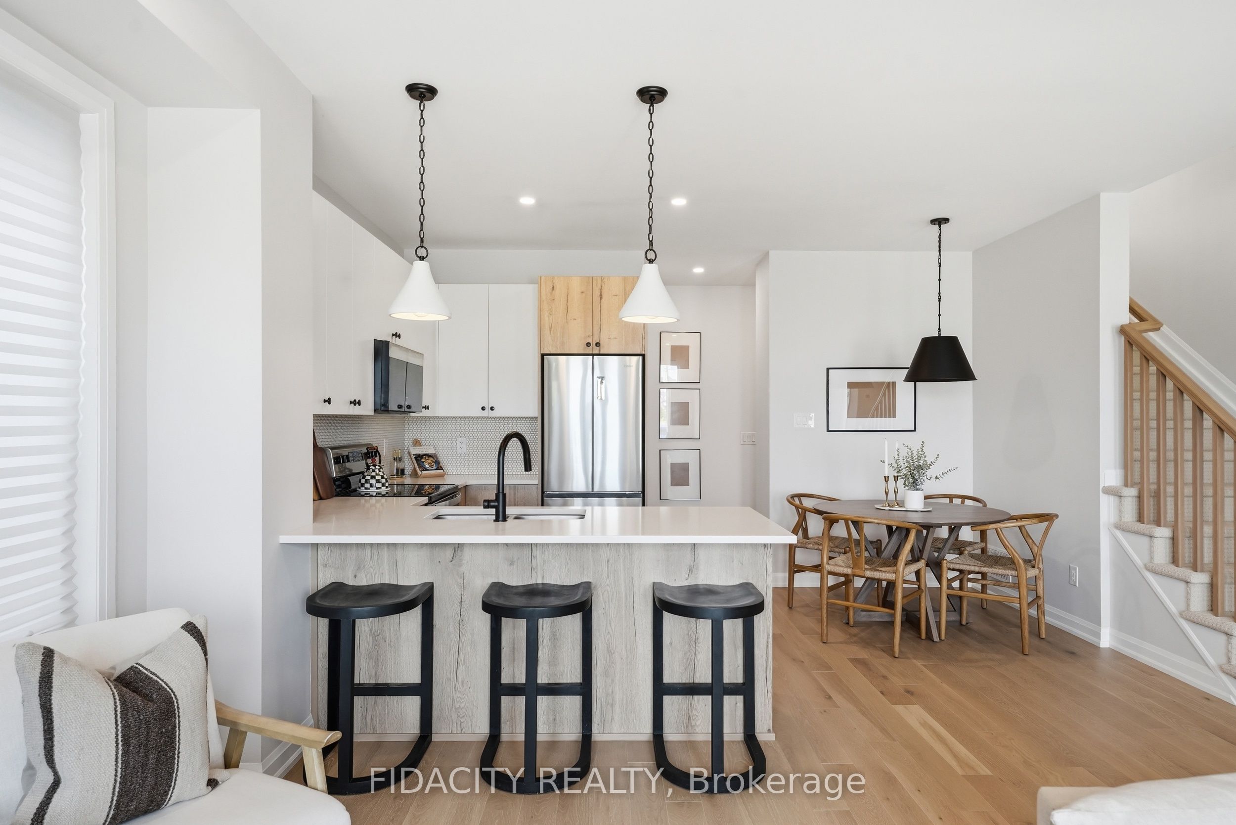 6333 Perth Street Property Photo 10
