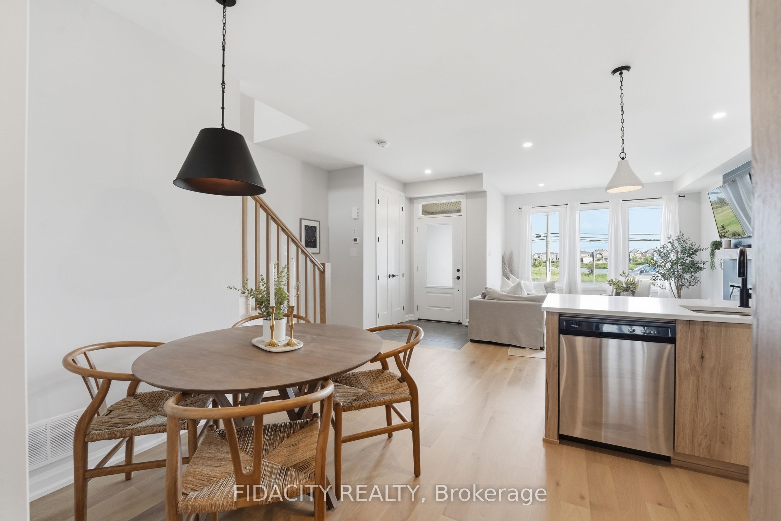 6333 Perth Street Property Photo 16
