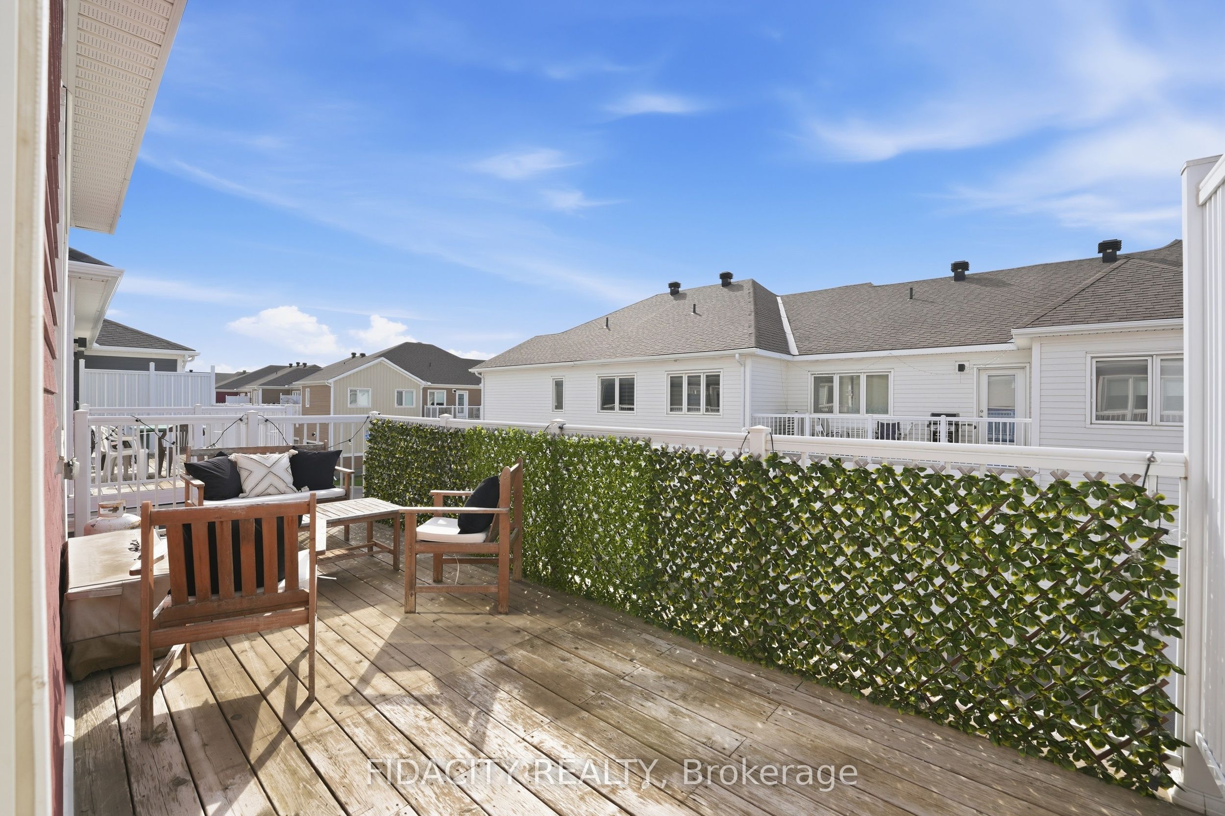 6333 Perth Street Property Photo 37