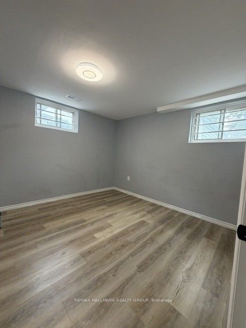 98 Donald Street 2 Property Photo 15