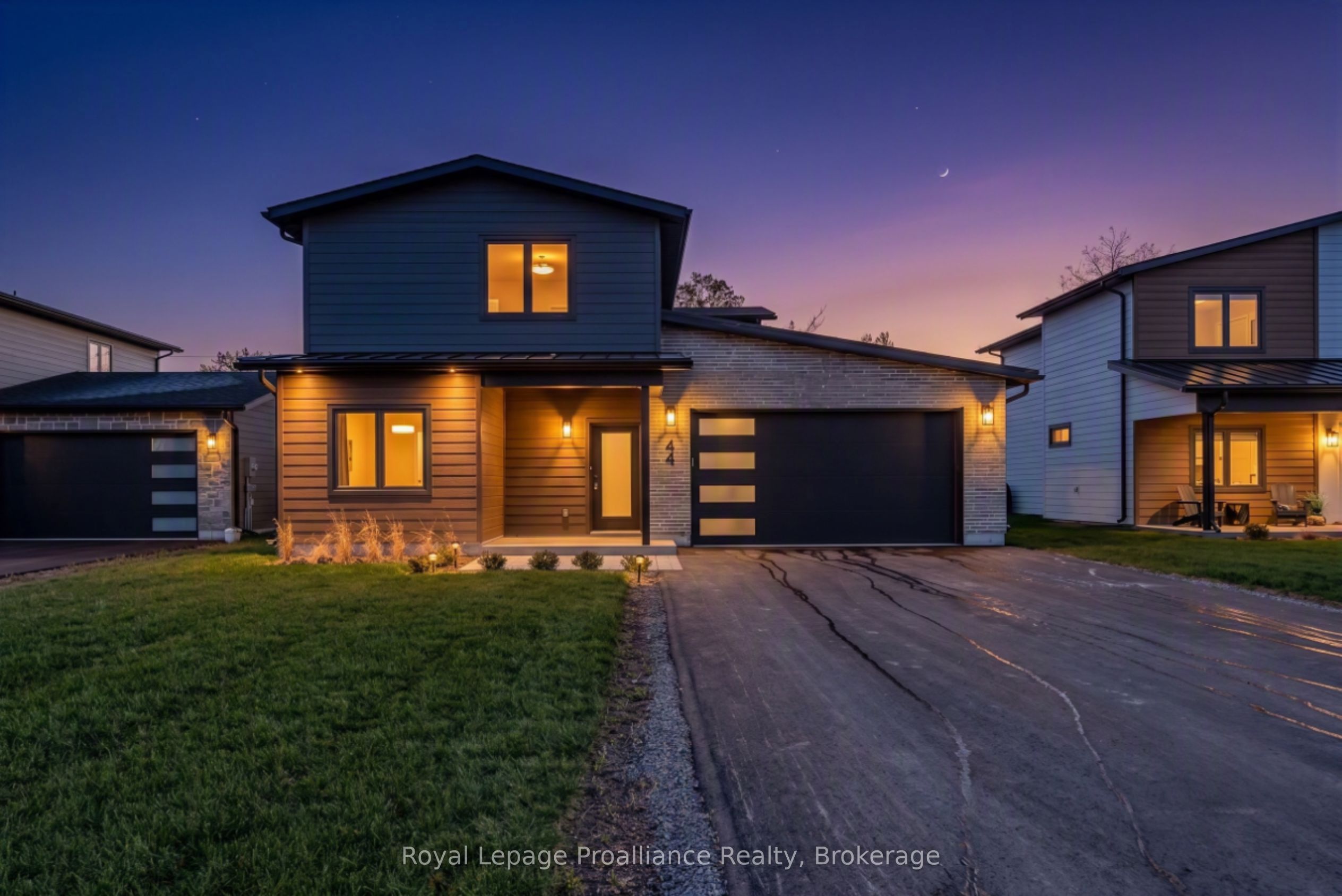 44 Fraser Drive Property Photo 1