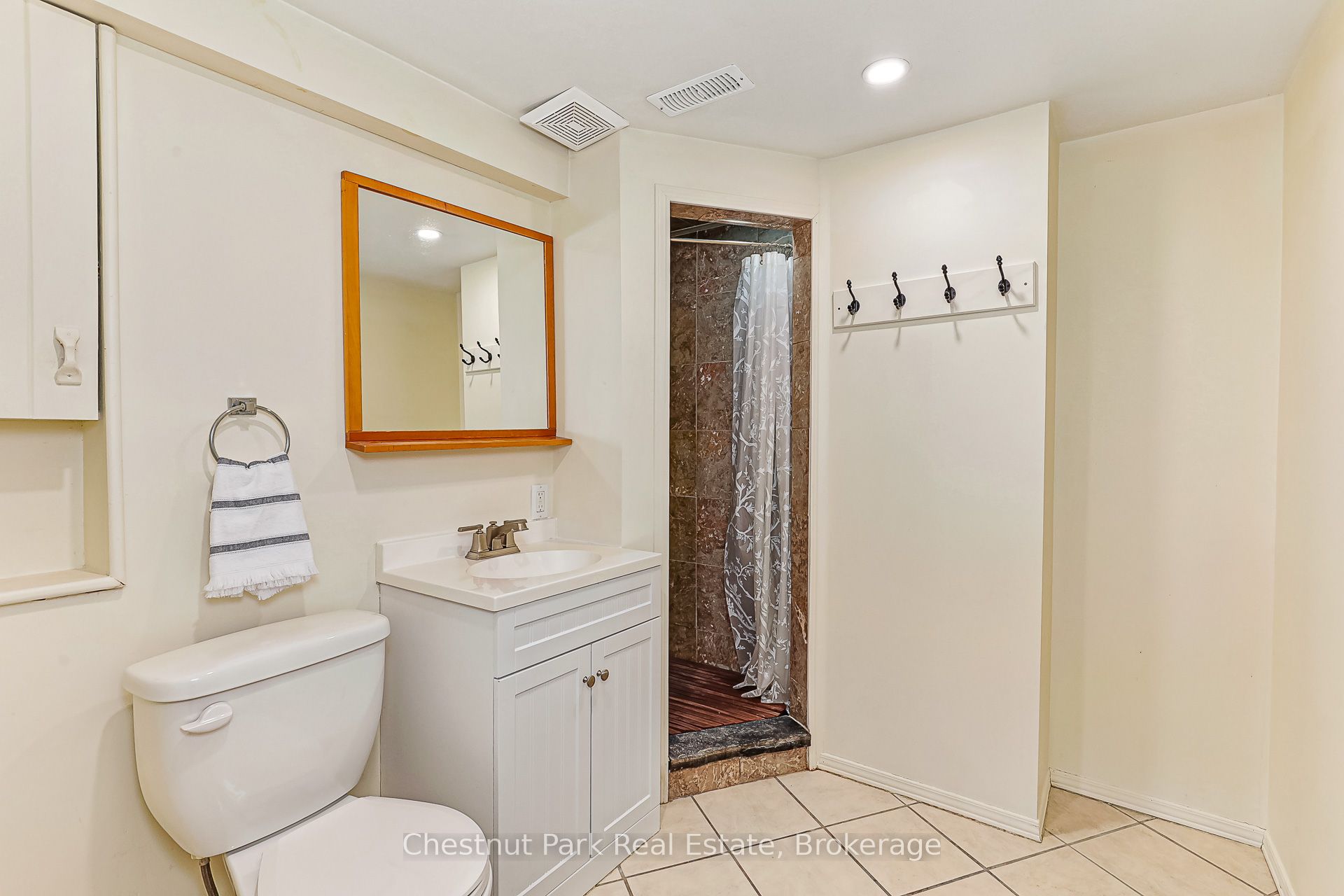 174386 Lower Valley Road Property Photo 43