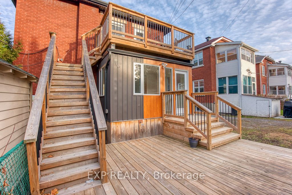 448 Holland Avenue Property Photo 7