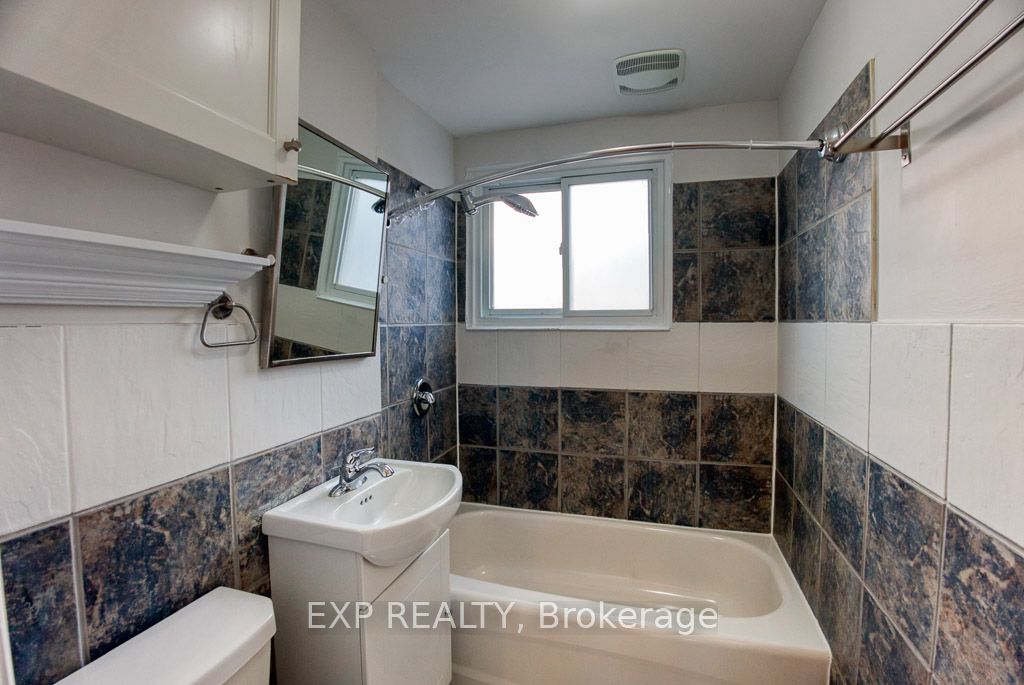 448 Holland Avenue Property Photo 27