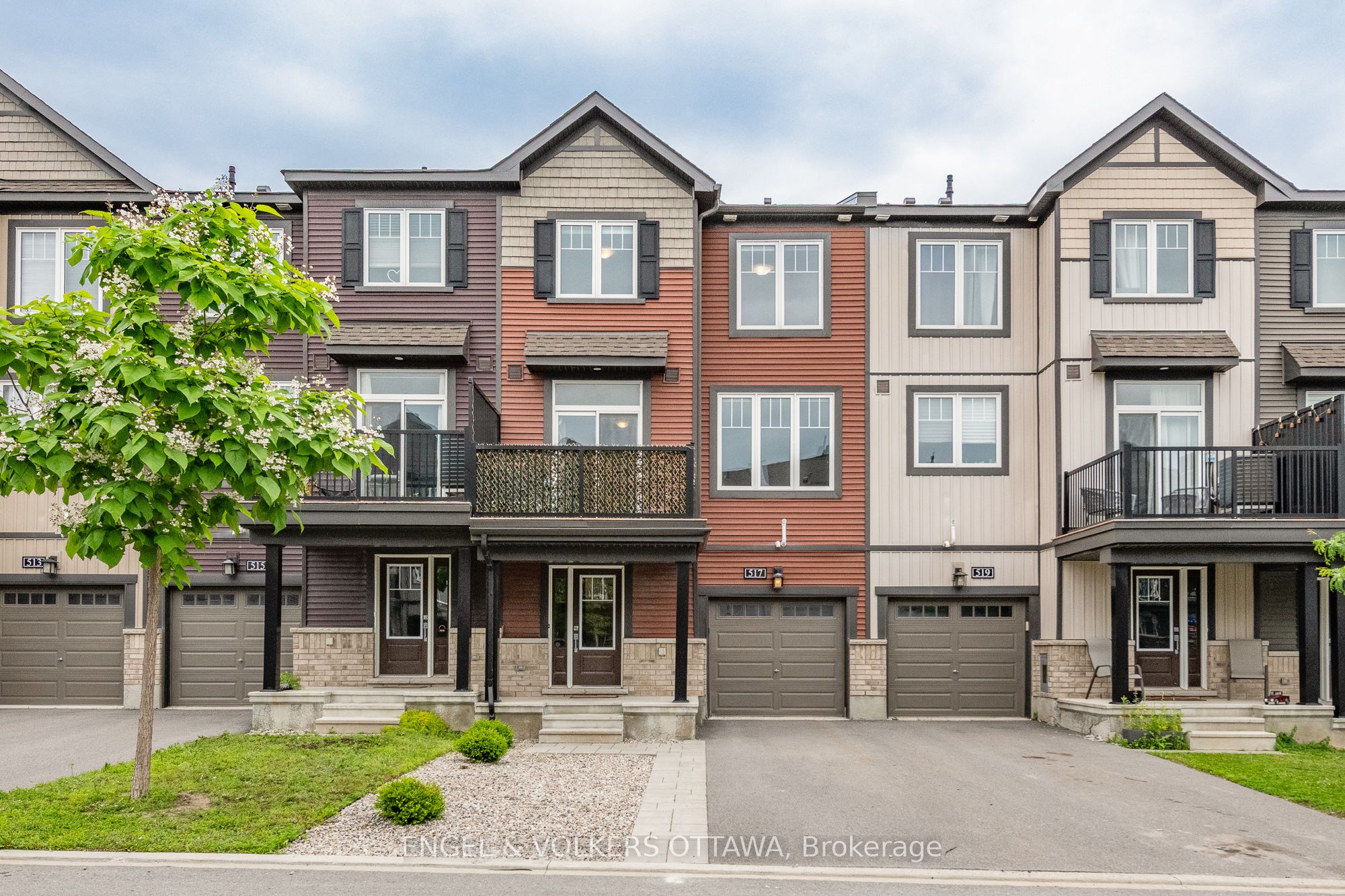 517 Galmoy Way Property Photo 1