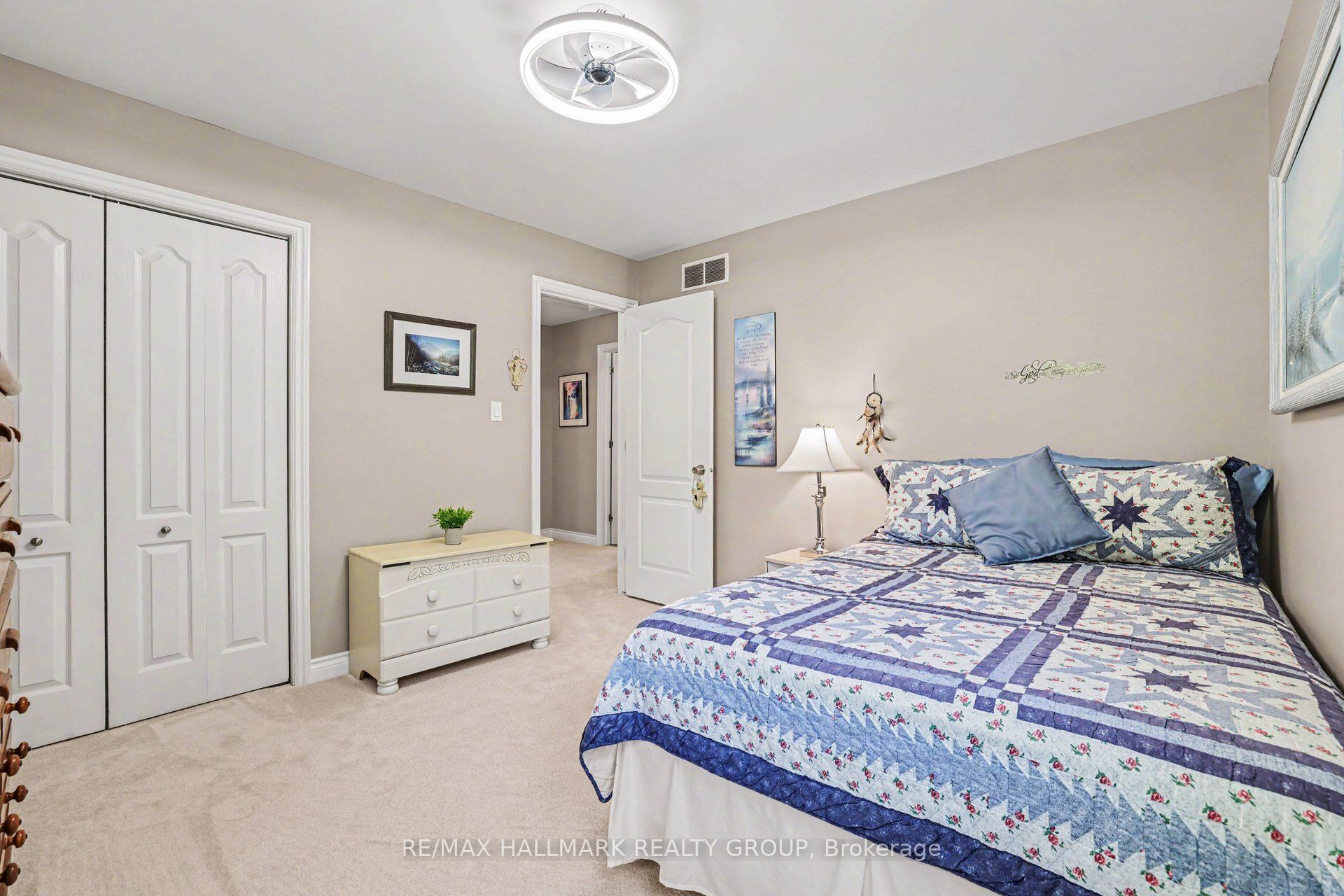 184 Charmont Way Property Photo 31