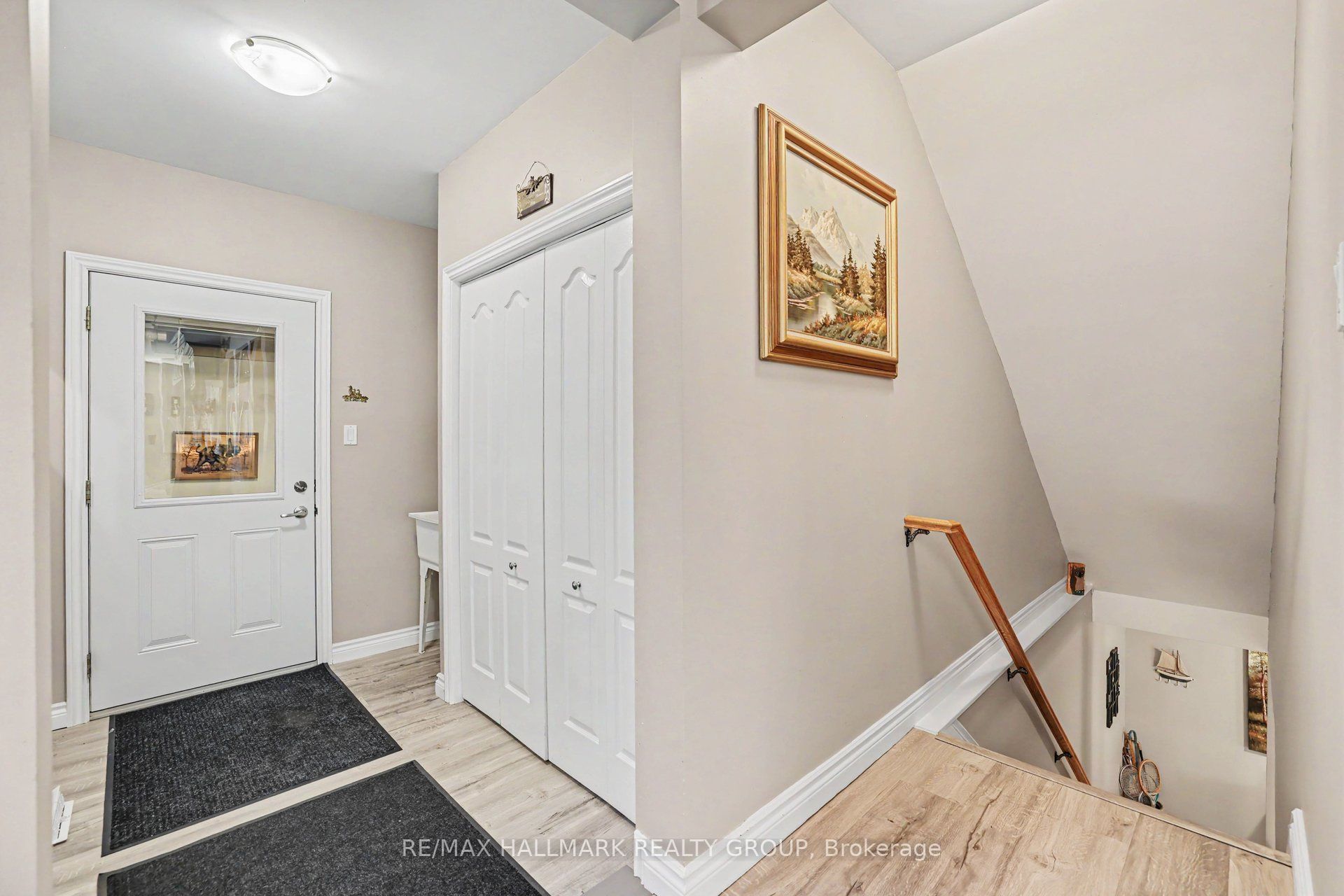 184 Charmont Way Property Photo 35