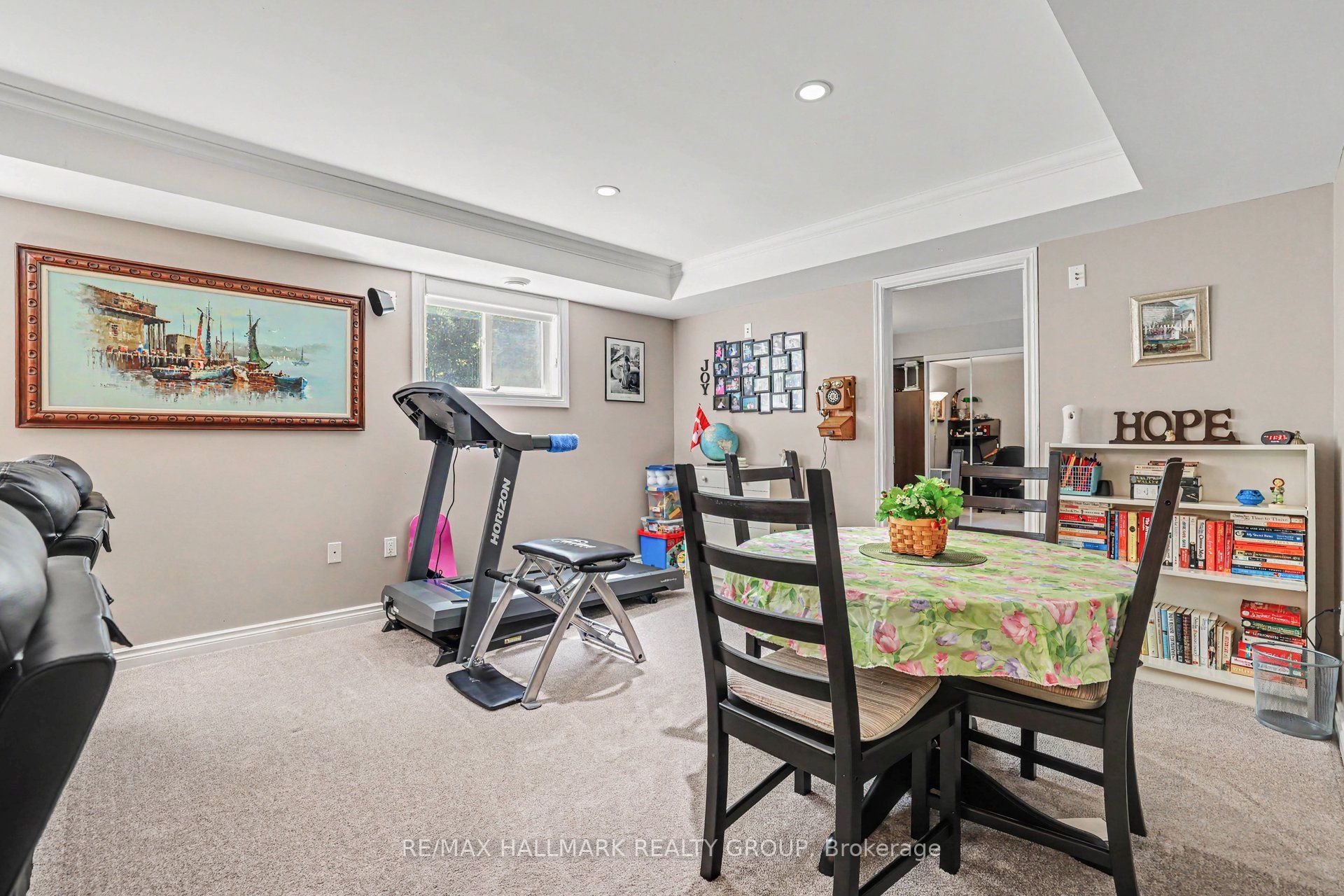 184 Charmont Way Property Photo 38
