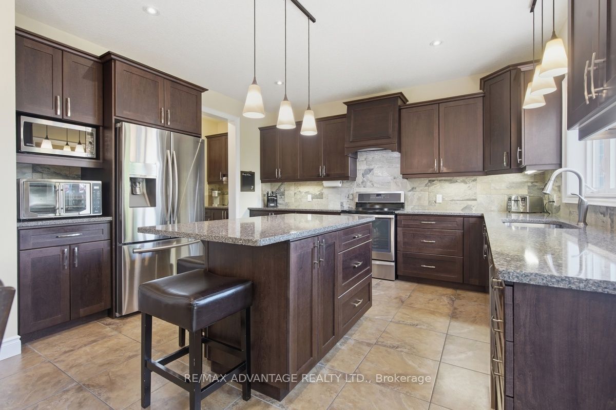 764 Eclipse Walk Property Photo 10